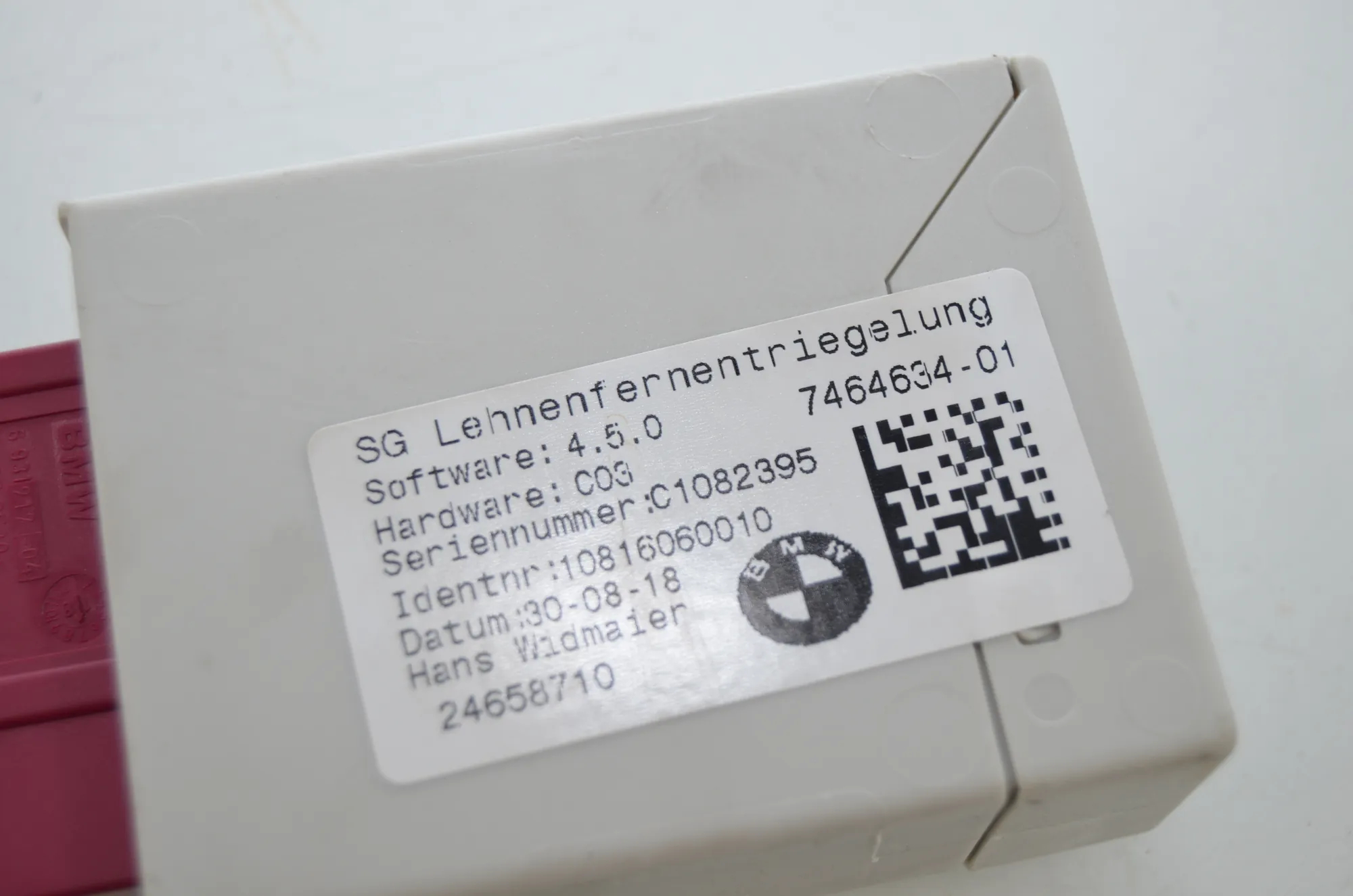 Antenna – OEM 9352601 · BMW 2 Gran Tourer (F46) 216 i 2018 – 10