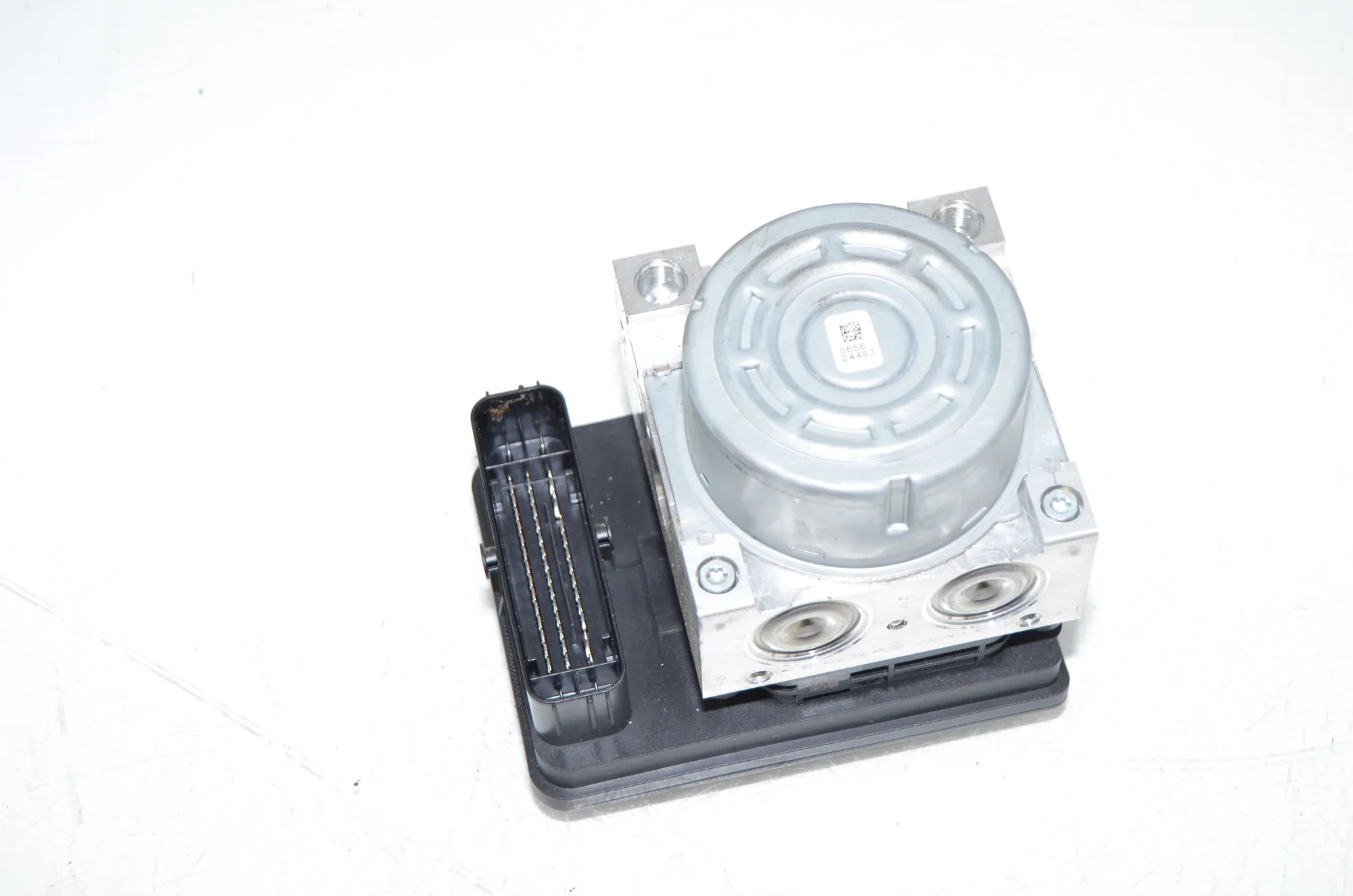 ABS Pump – OEM 6895504 · BMW 2 Gran Tourer (F46) 216 i 2018 – 2