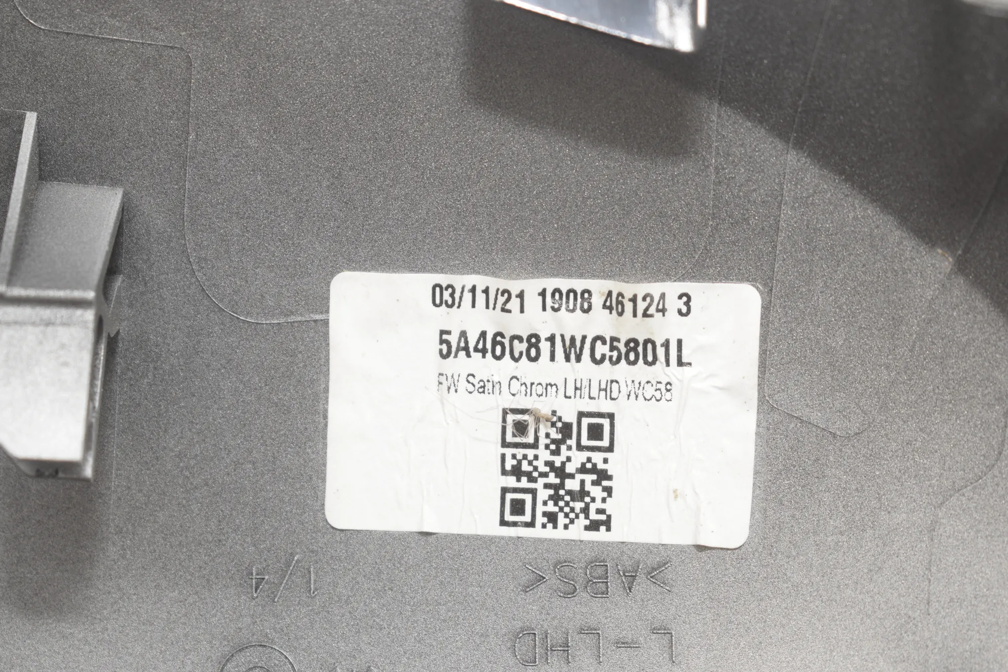 Front Left Mirror Trim – OEM 5A46C81 · BMW X1 (U11) BMW X1 (U11) BMW X1 (U11) sDrive 18 d 2024 – 4