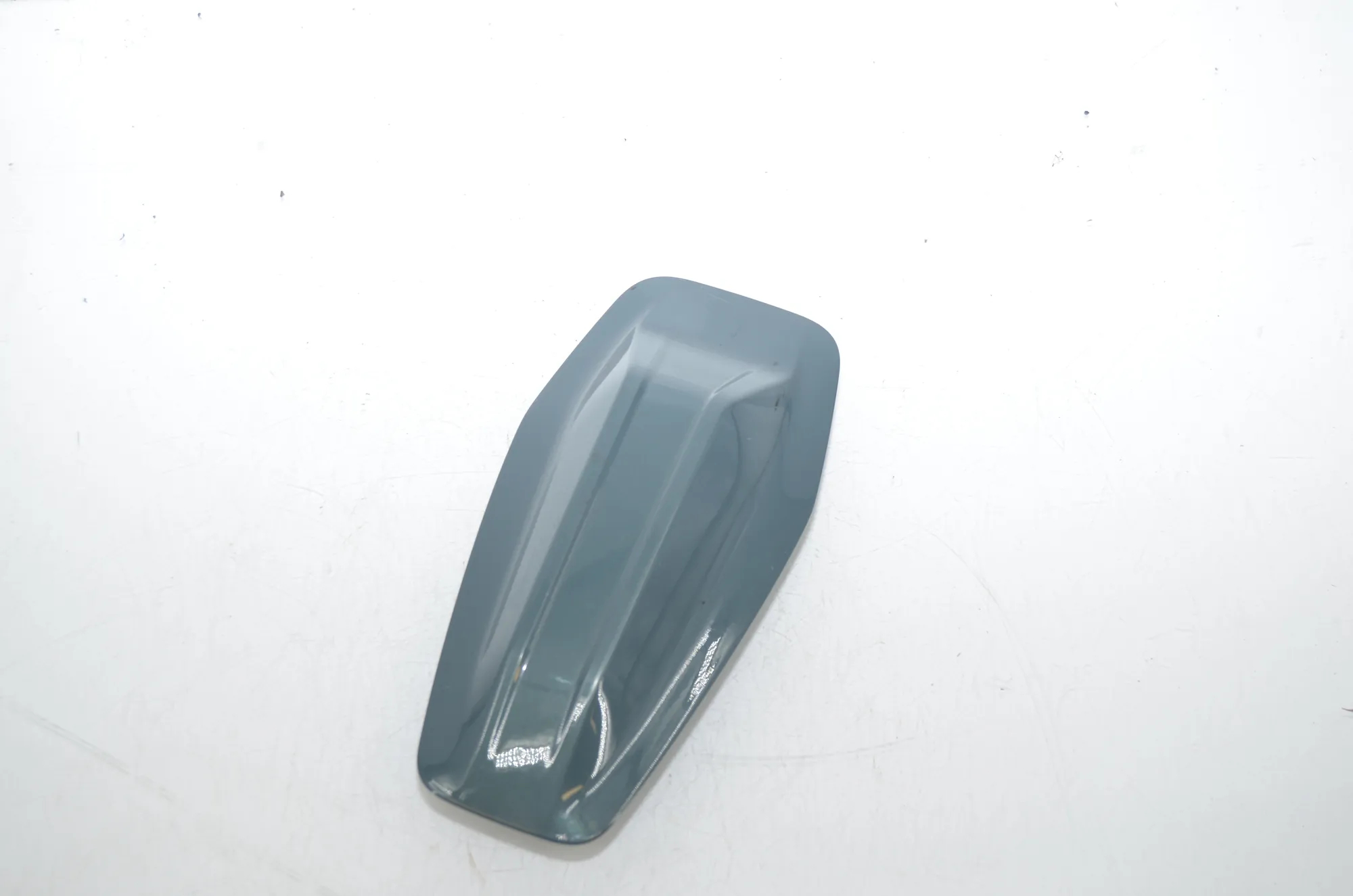 Antenna Trim – OEM 5A37624 · BMW iX1 (U11 BEV) BMW iX1 (U11 BEV) 2024 – 2