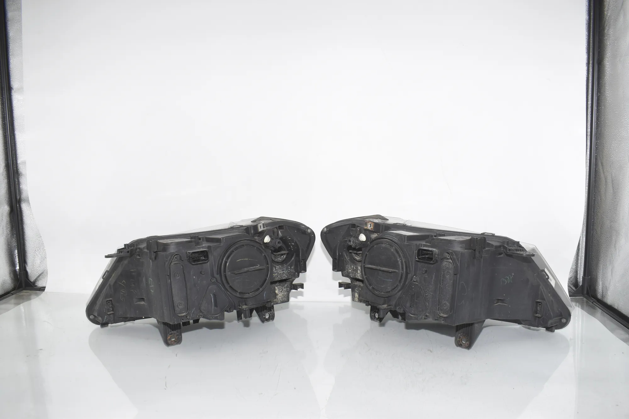 Front Headlight Set Kit – OEM 7217287 · BMW X3 (F25) xDrive 20 d 2012 – 7