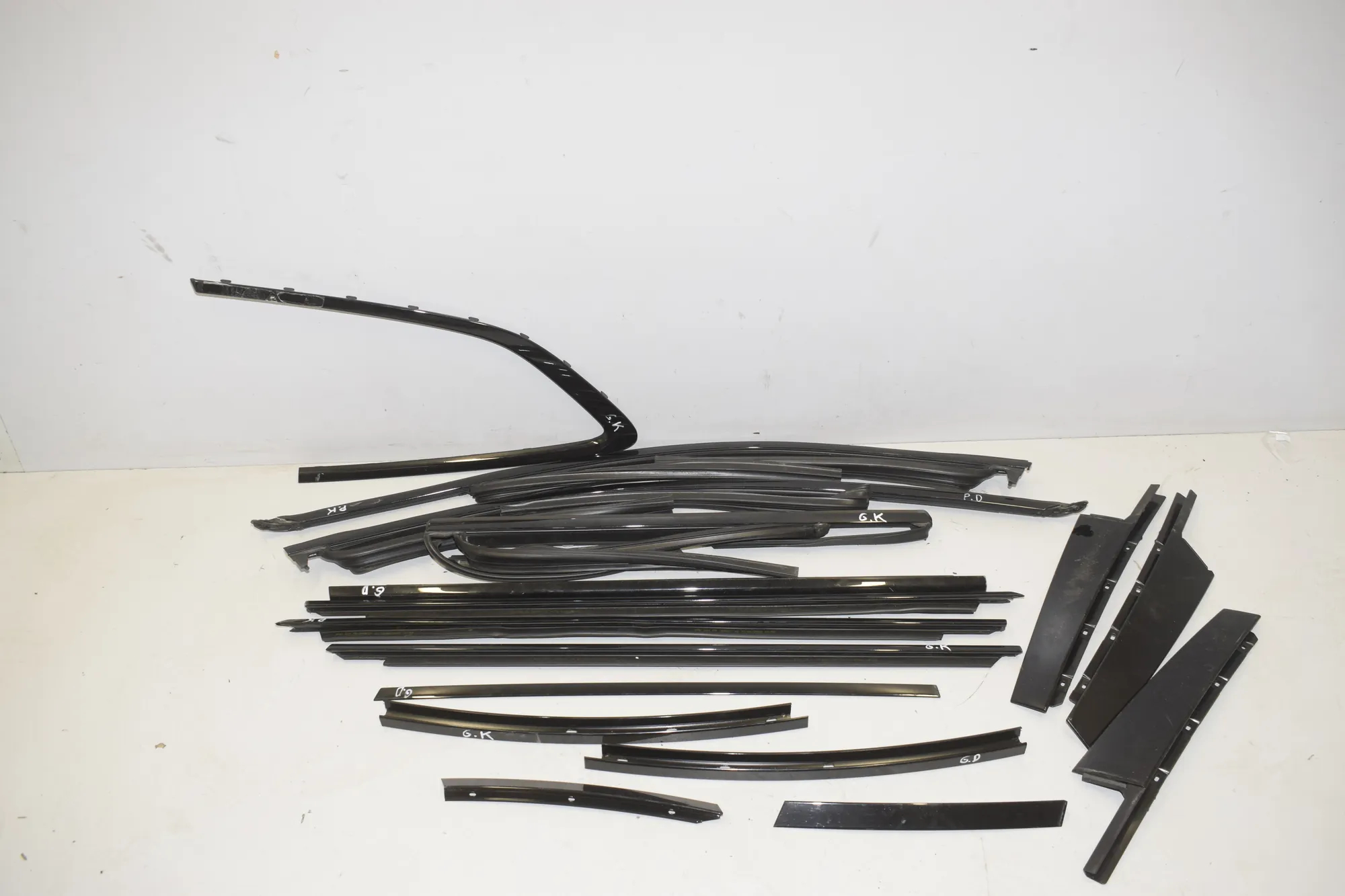 Exterior Trim Kit – OEM 7470033 · BMW 3 Touring (G21) (2019 - -) 320 i 2023 – 2