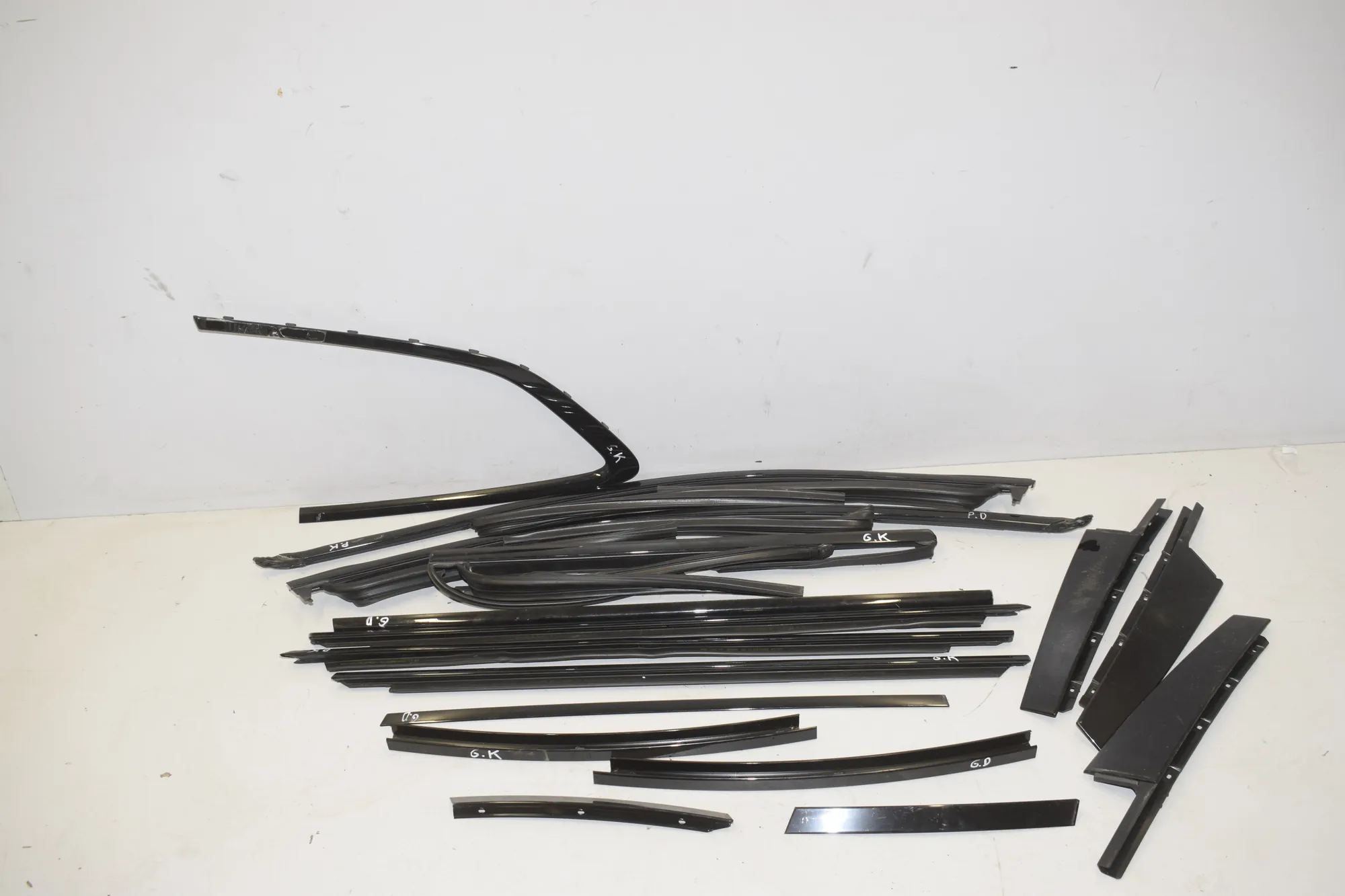 Exterior Trim Kit – OEM 7470033 · BMW 3 Touring (G21) (2019 - -) 320 i 2023 – 5