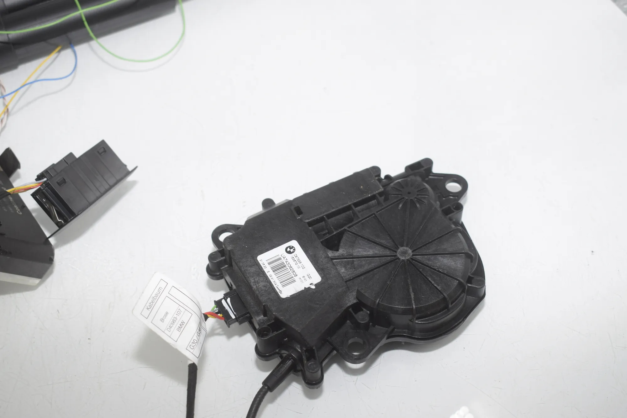 Electric Tailgate Opening Kit – OEM 5A64025 · BMW 3 Touring (G21) (2019 - -) 320 i 2023 – 6
