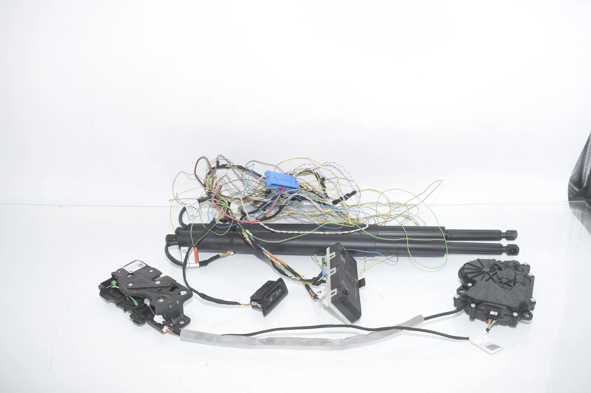 Electric Tailgate Opening Kit – OEM 5A64025 · BMW 3 Touring (G21) (2019 - -) 320 i 2023 – 2