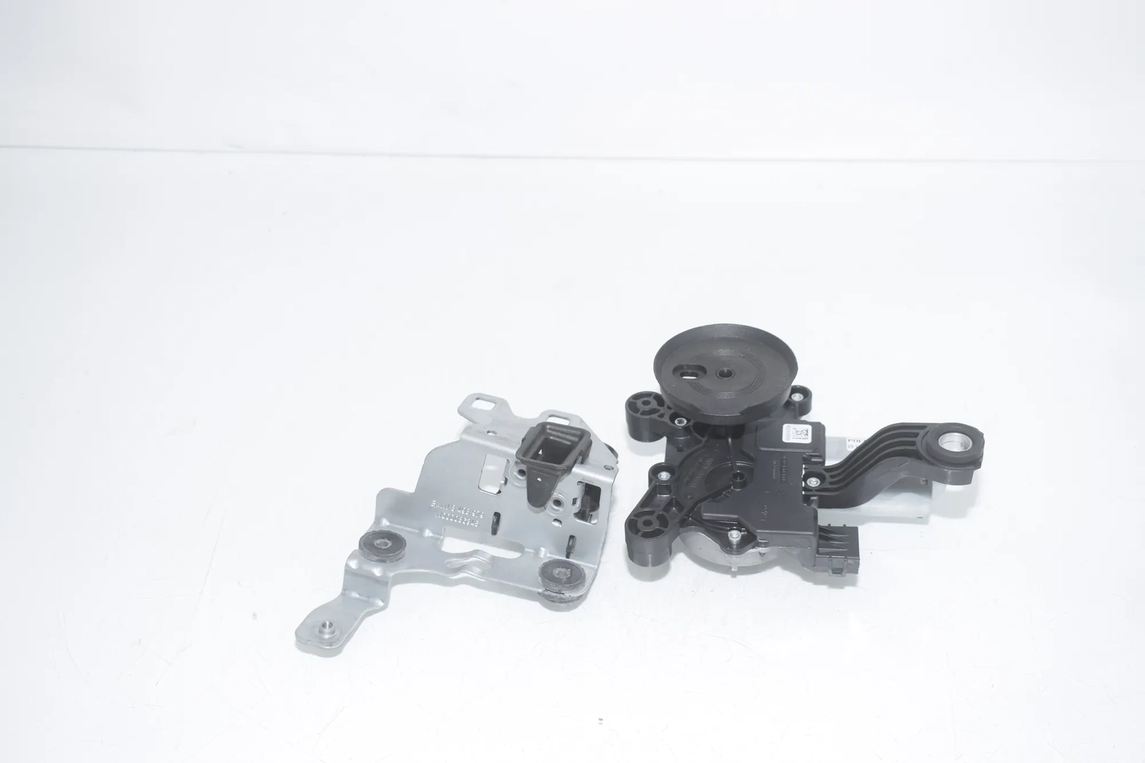 Tailgate Window Wiper Motor – OEM 7468049 · BMW 3 Touring (G21) (2019 - -) 320 i 2023 – 3