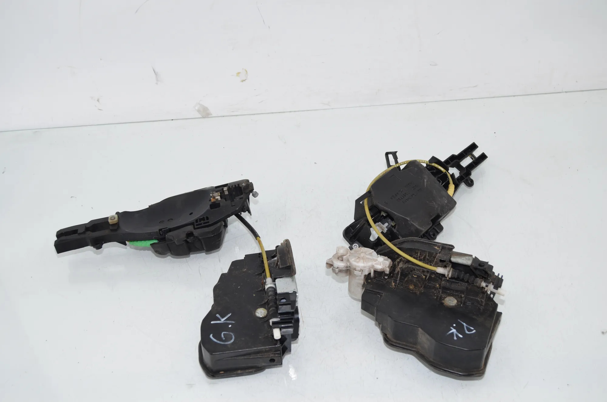 Front Left Door Lock – OEM 7318409 · BMW X3 (F25) xDrive 20 d 2012
