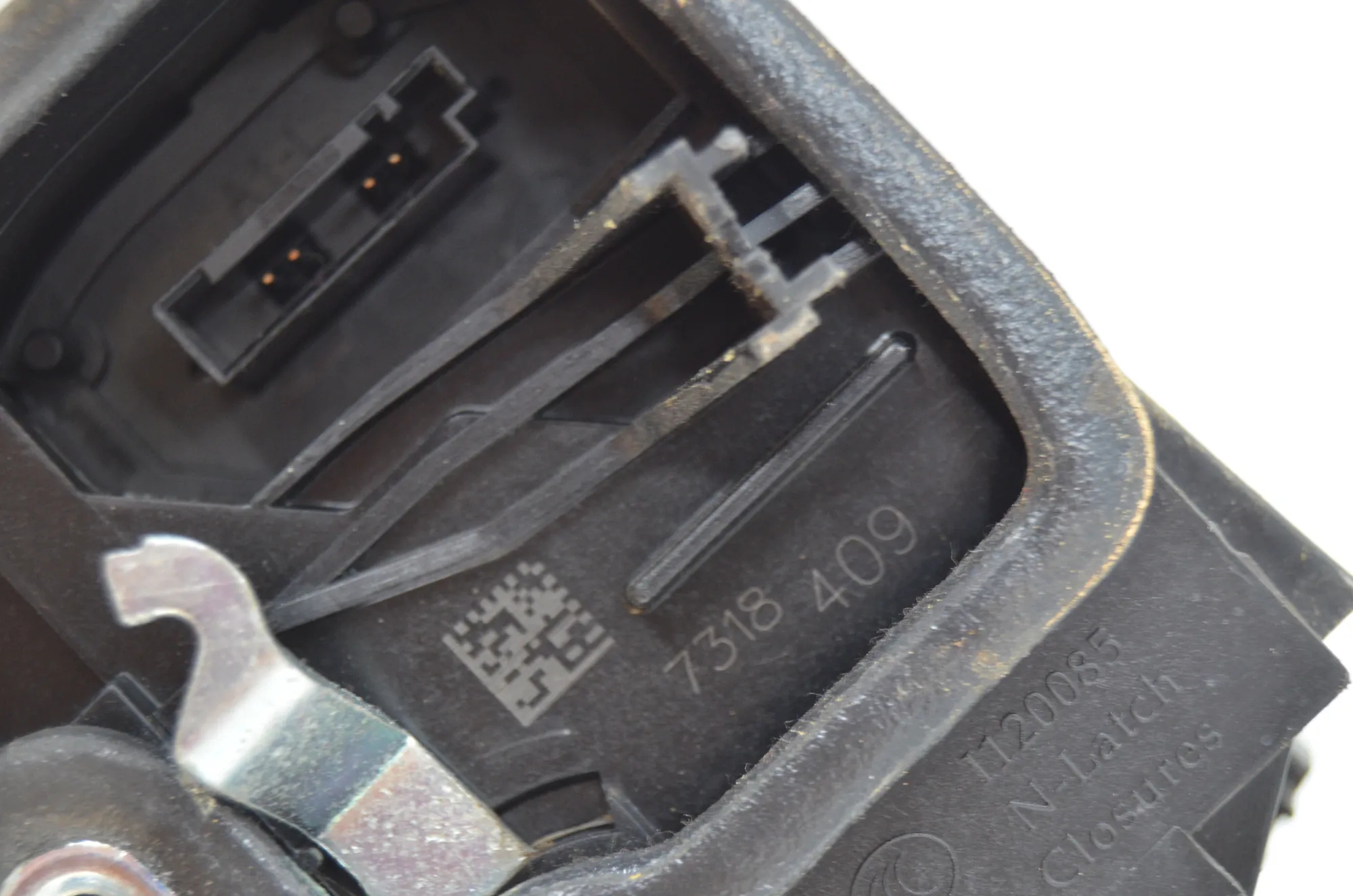 Front Left Door Lock – OEM 7318409 · BMW X3 (F25) xDrive 20 d 2012 – 4