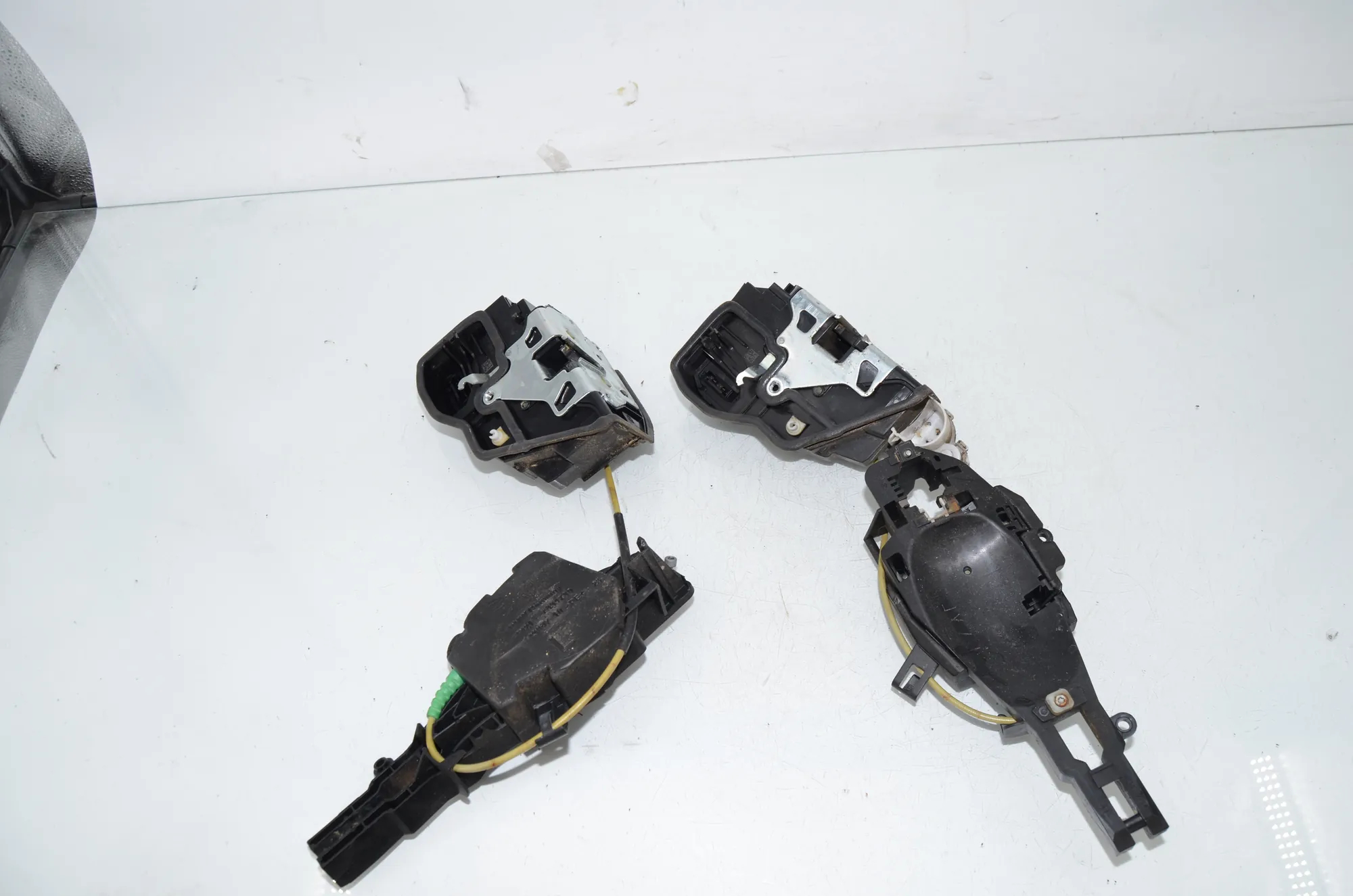 Front Left Door Lock – OEM 7318409 · BMW X3 (F25) xDrive 20 d 2012 – 3
