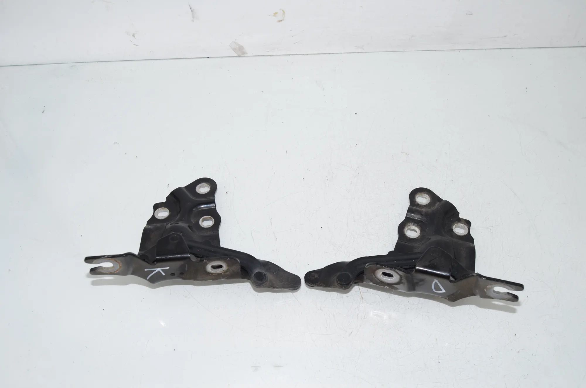 Bonnet Hood Hinge Set – OEM 7210729 · BMW X3 (F25) xDrive 20 d 2012 – 2