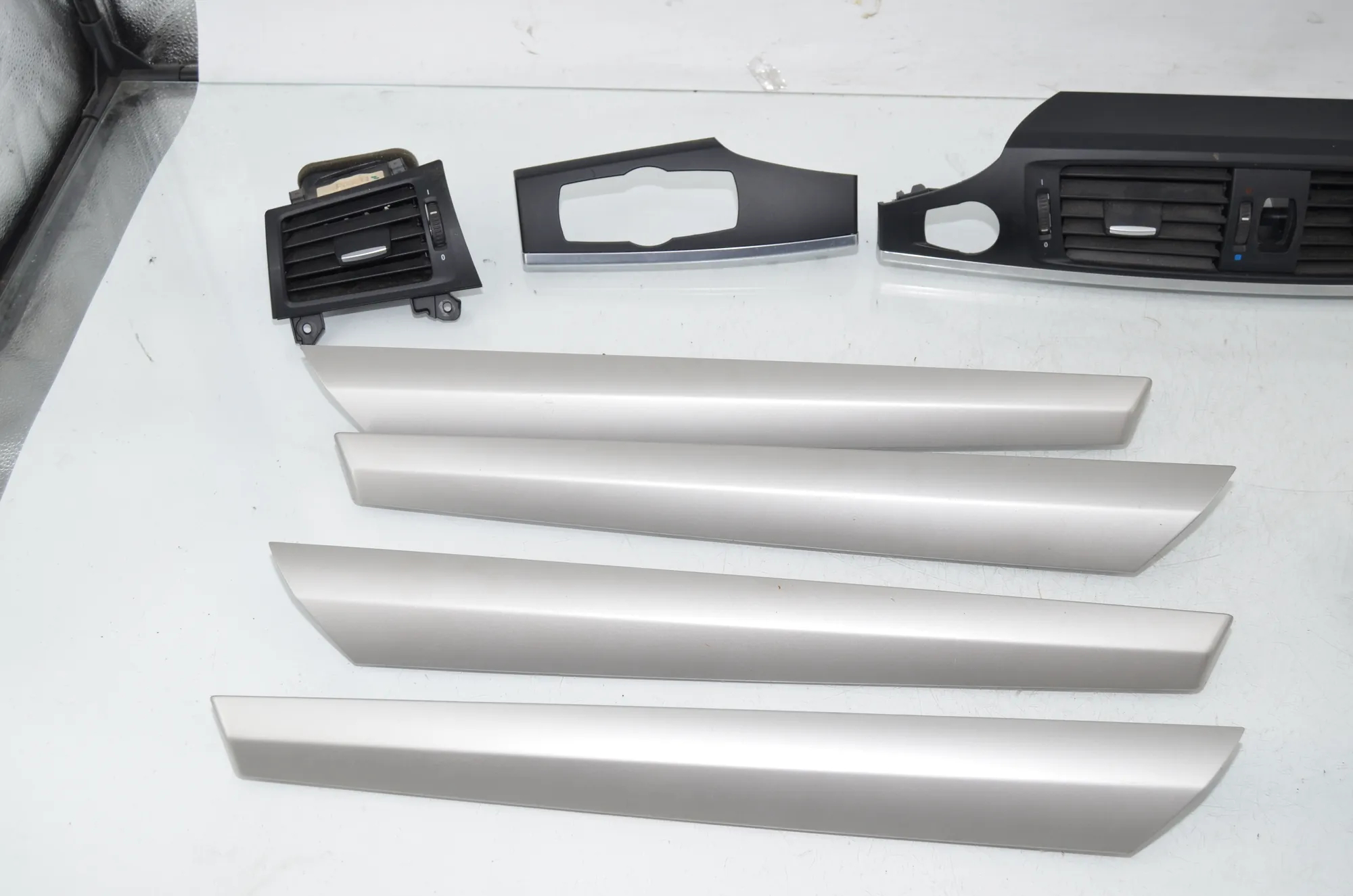 Interior Trim Strips Kit – OEM 7213071 · BMW X3 (F25) xDrive 20 d 2012 – 2