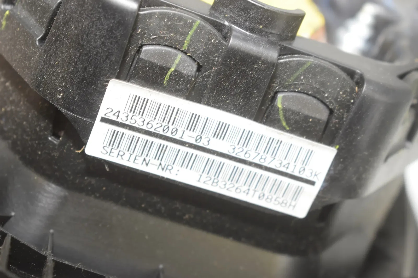 Steering Wheel – OEM 6793031 · BMW X3 (F25) xDrive 20 d 2012 – 7
