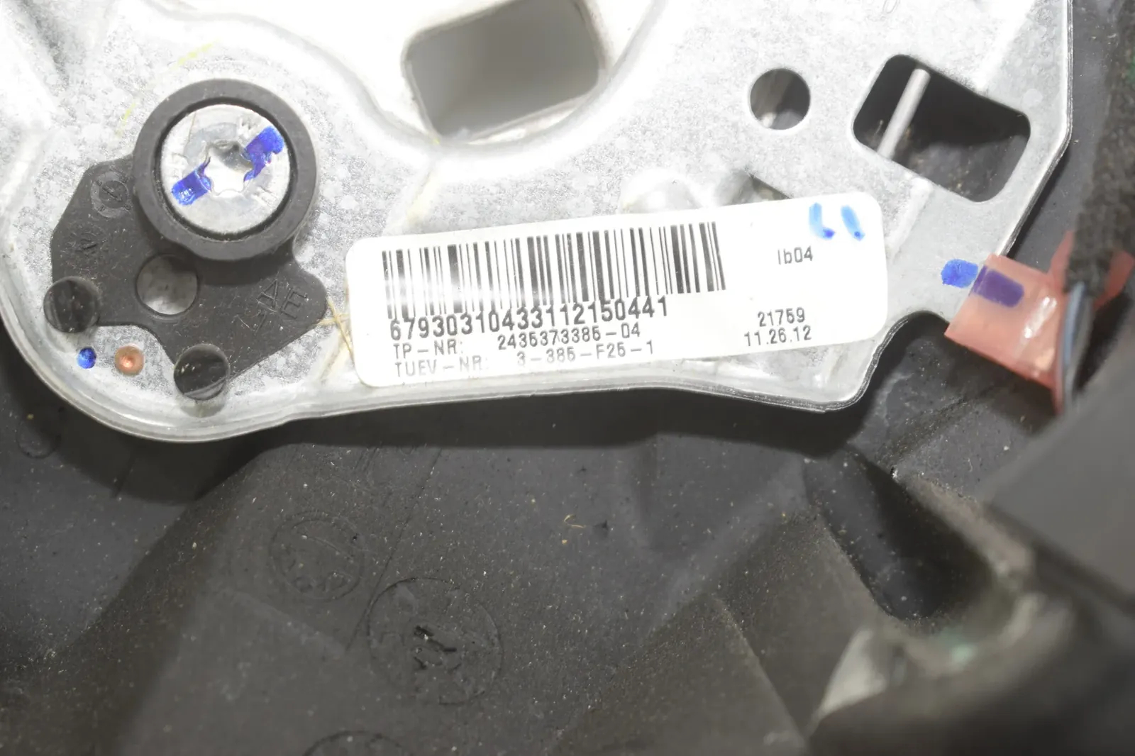 Steering Wheel – OEM 6793031 · BMW X3 (F25) xDrive 20 d 2012 – 6