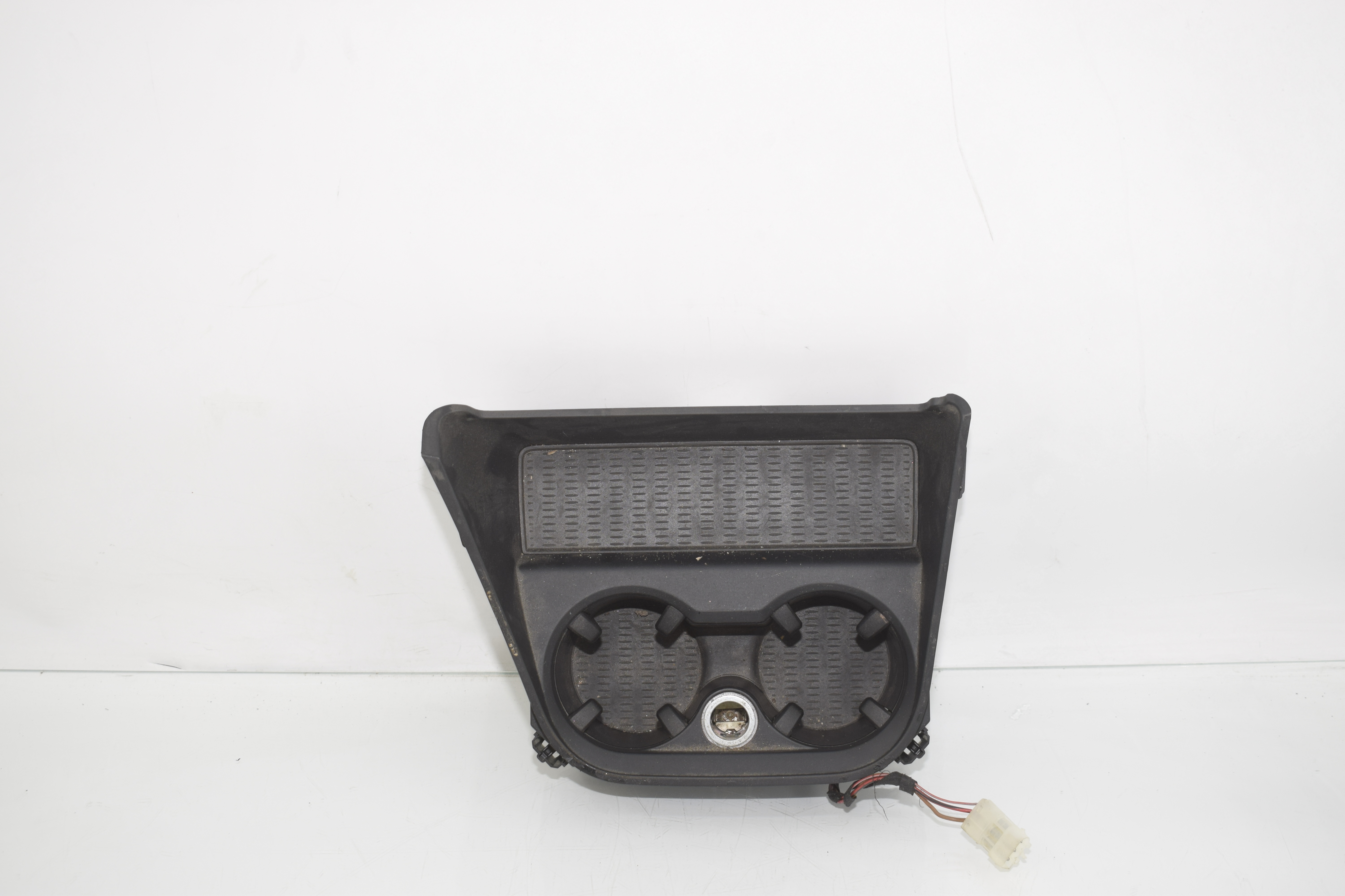Cup Holder – OEM 9184496 · BMW X3 (F25) xDrive 20 d 2012 – 3