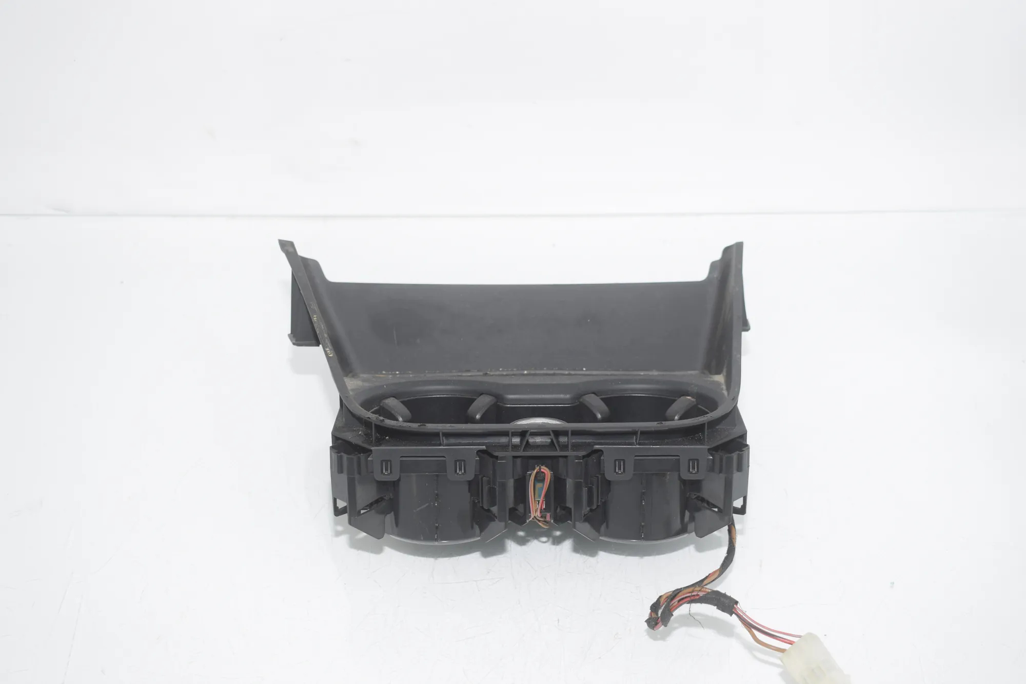 Cup Holder – OEM 9184496 · BMW X3 (F25) xDrive 20 d 2012 – 2