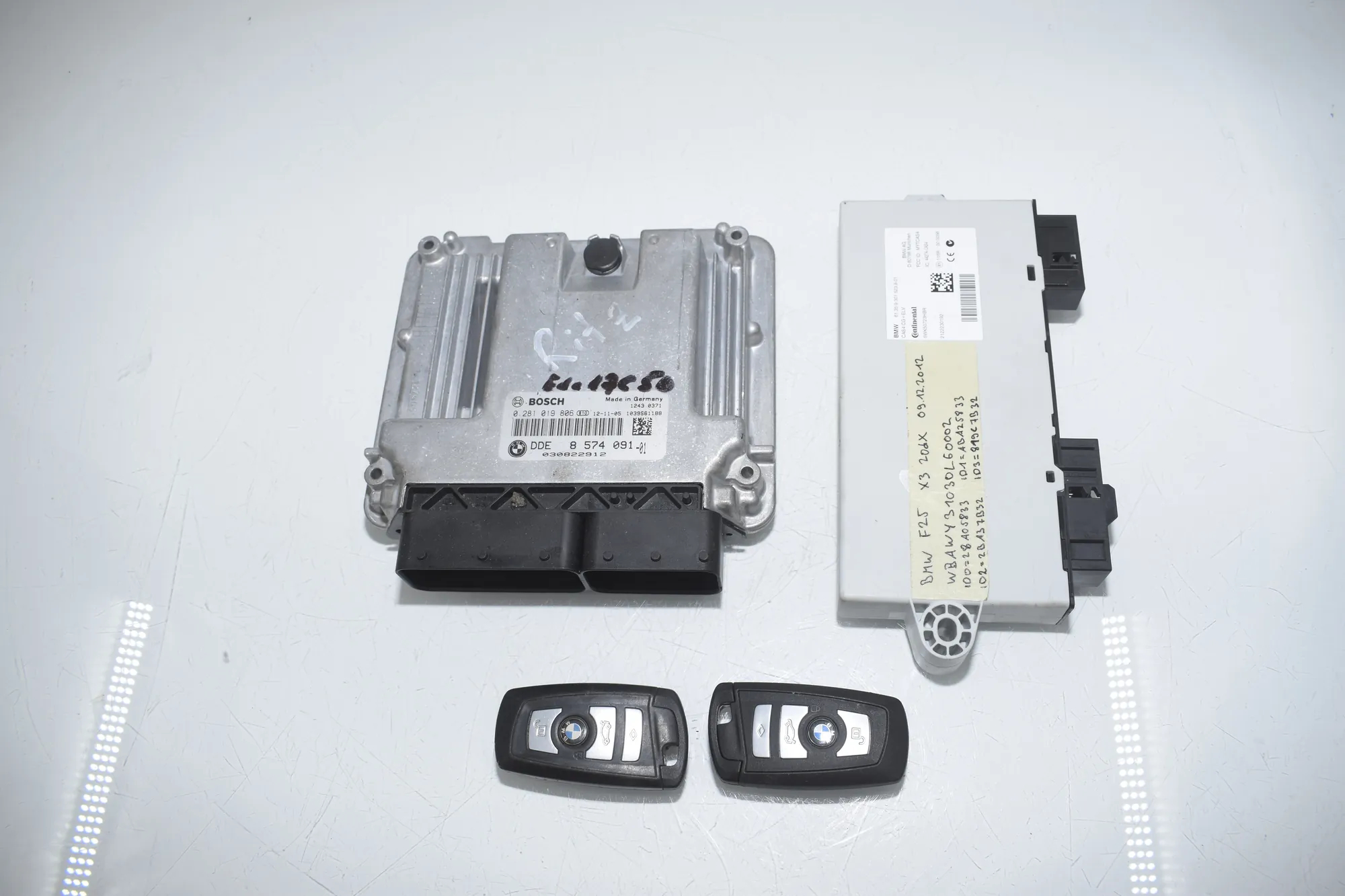 Engine Ignition ECU Set – OEM 8574091 · BMW X3 (F25) xDrive 20 d 2012 – 2