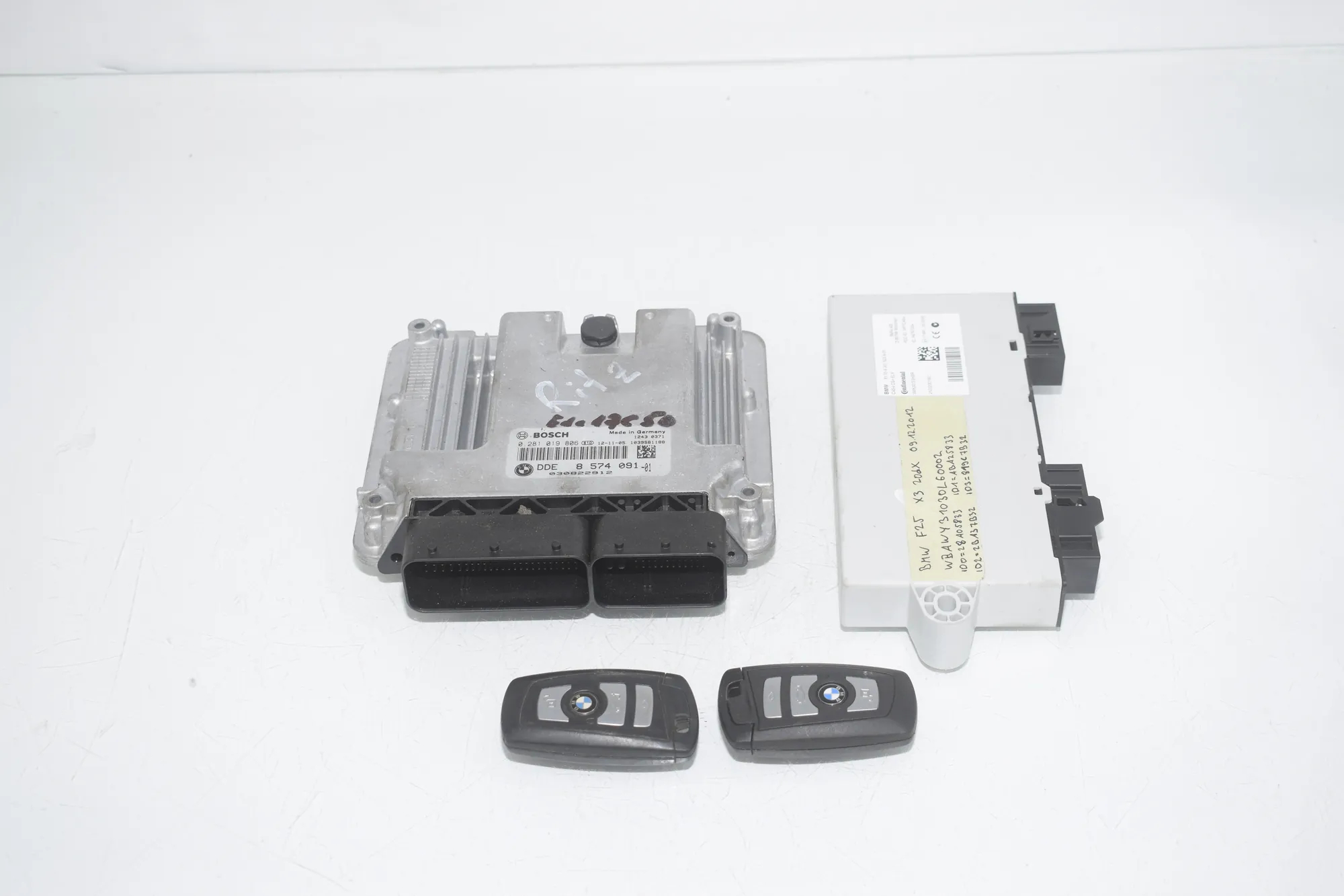 Engine Ignition ECU Set – OEM 8574091 · BMW X3 (F25) xDrive 20 d 2012
