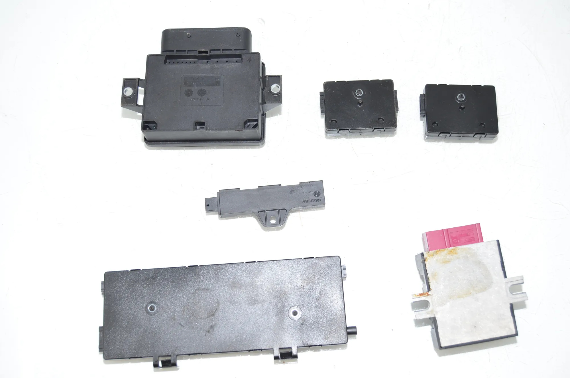 Antenna – OEM 9276060 · BMW X3 (F25) xDrive 20 d 2012 – 4