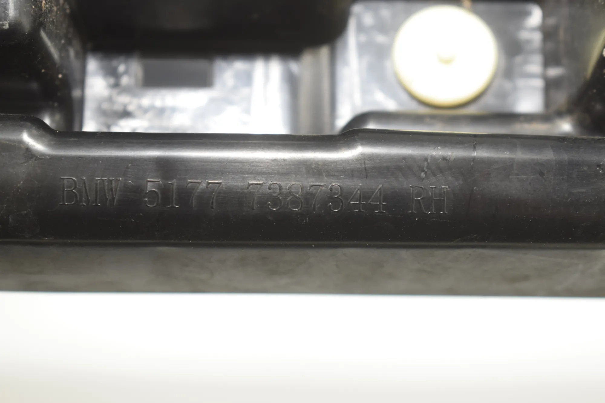 Sideskirt Bracket – OEM 7387348 · BMW 5 (G30) (2016 - -) 540 i 2017 – 5