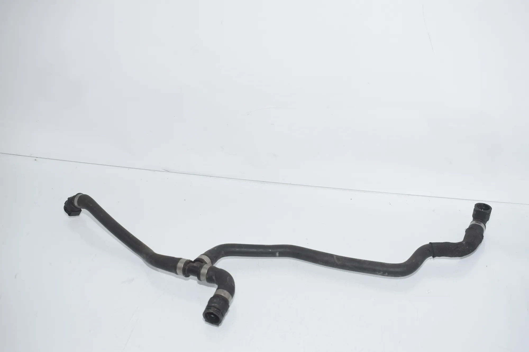 Coolant Hose Pipe – OEM 8602642 · BMW 5 (G30) (2016 - -) 540 i 2017 – 2