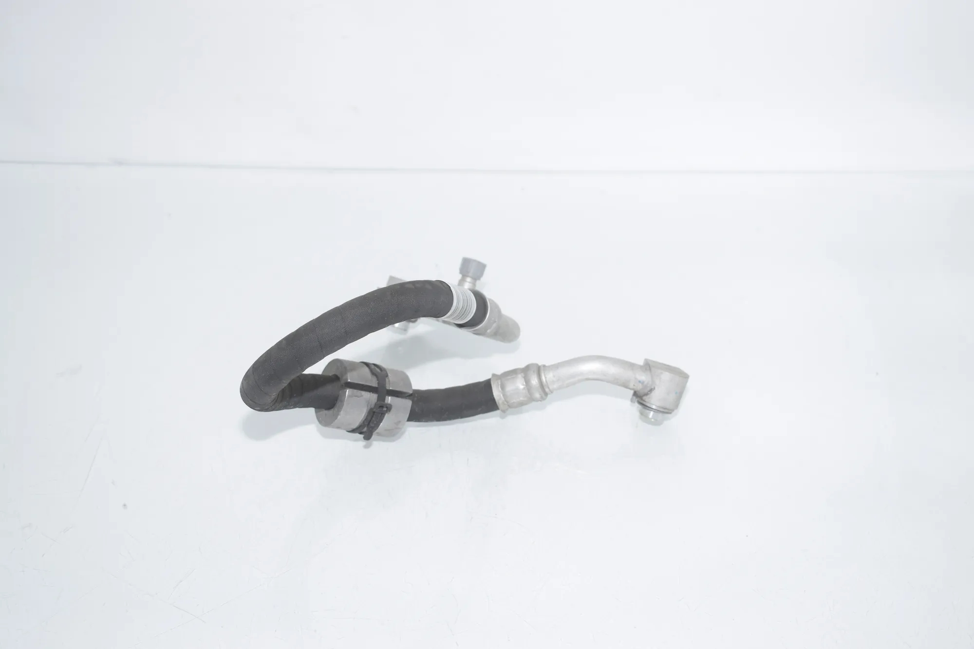 A/C Air Con Hose Pipe – OEM 9321598 · BMW 5 (G30) (2016 - -) 540 i 2017