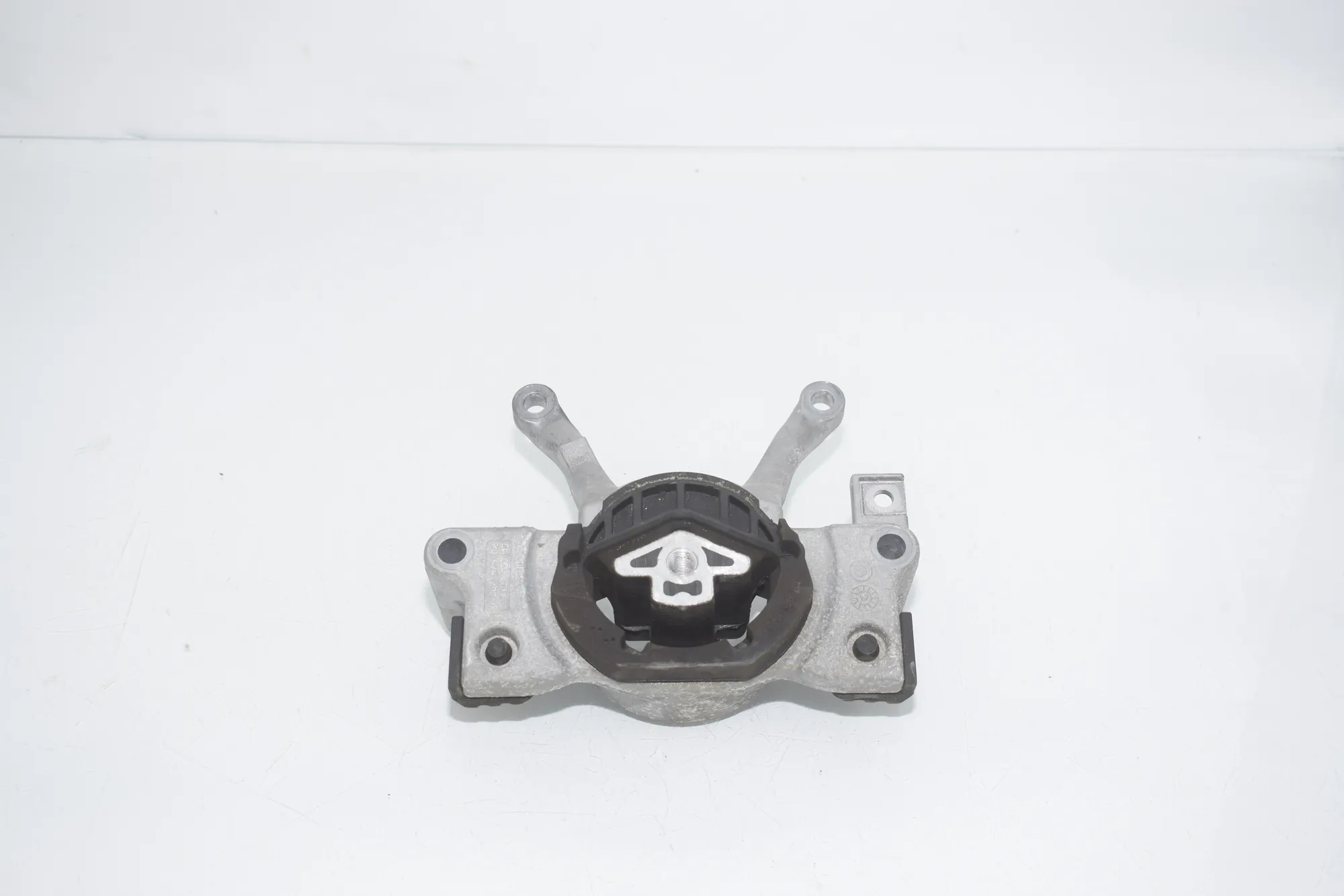 Gearbox Mount – OEM 6862575 · BMW 5 (G30) (2016 - -) 540 i 2017