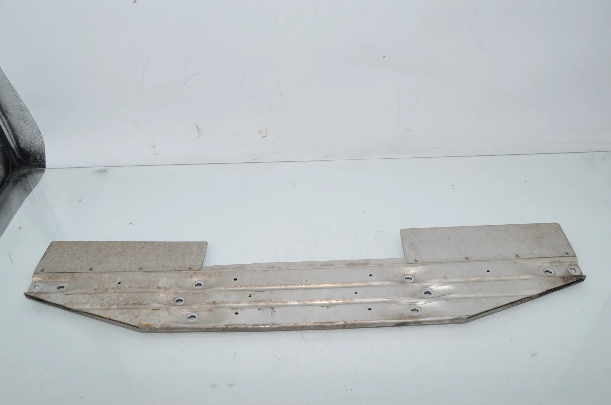 Other Body Parts – OEM 7334421 · BMW 5 (G30) (2016 - -) 540 i 2017
