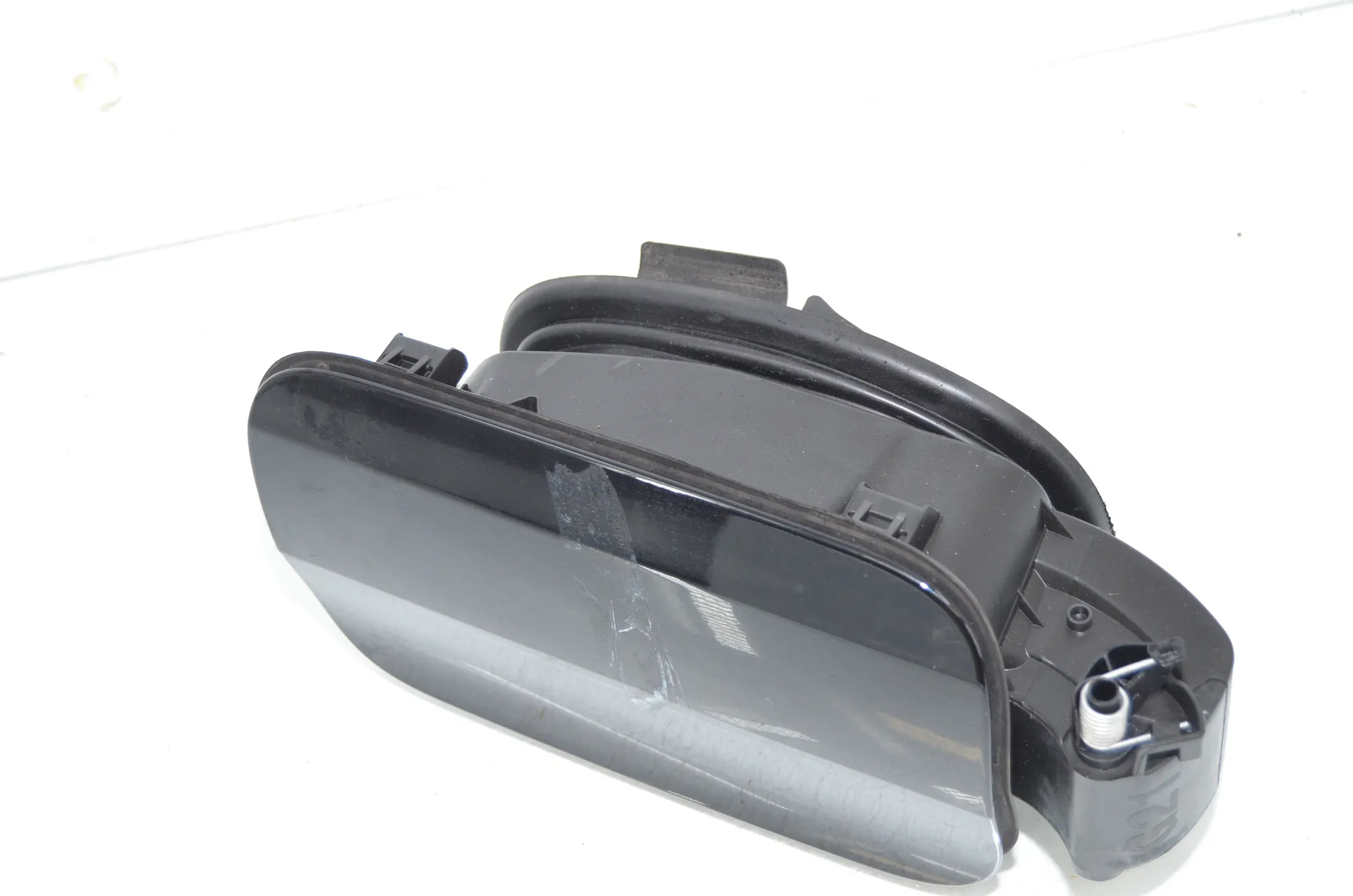 Fuel Tank Flap Cap – OEM 7433409 · BMW 3 Touring (G21) (2019 - -) 320 i 2023 – 2