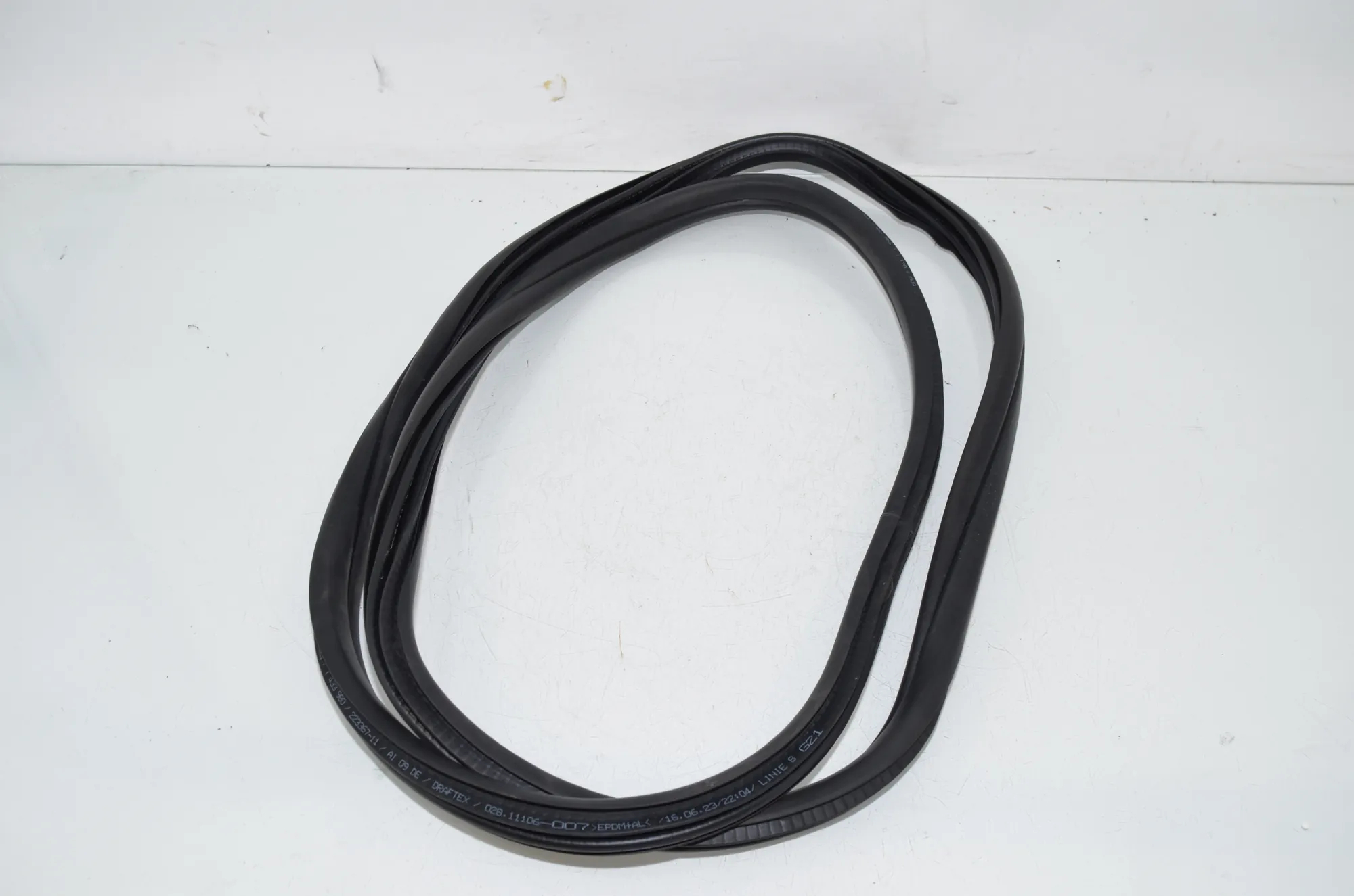 Rear Right Door Seal Rubber – OEM 7497914 · BMW 3 Touring (G21) (2019 - -) 320 i 2023 – 3