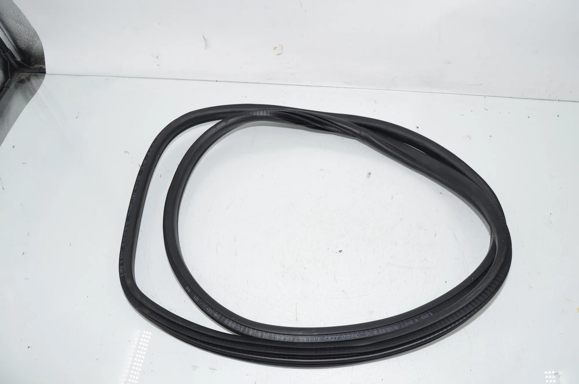 Rear Left Door Seal Rubber – OEM 7497914 · BMW 3 Touring (G21) (2019 - -) 320 i 2023 – 3