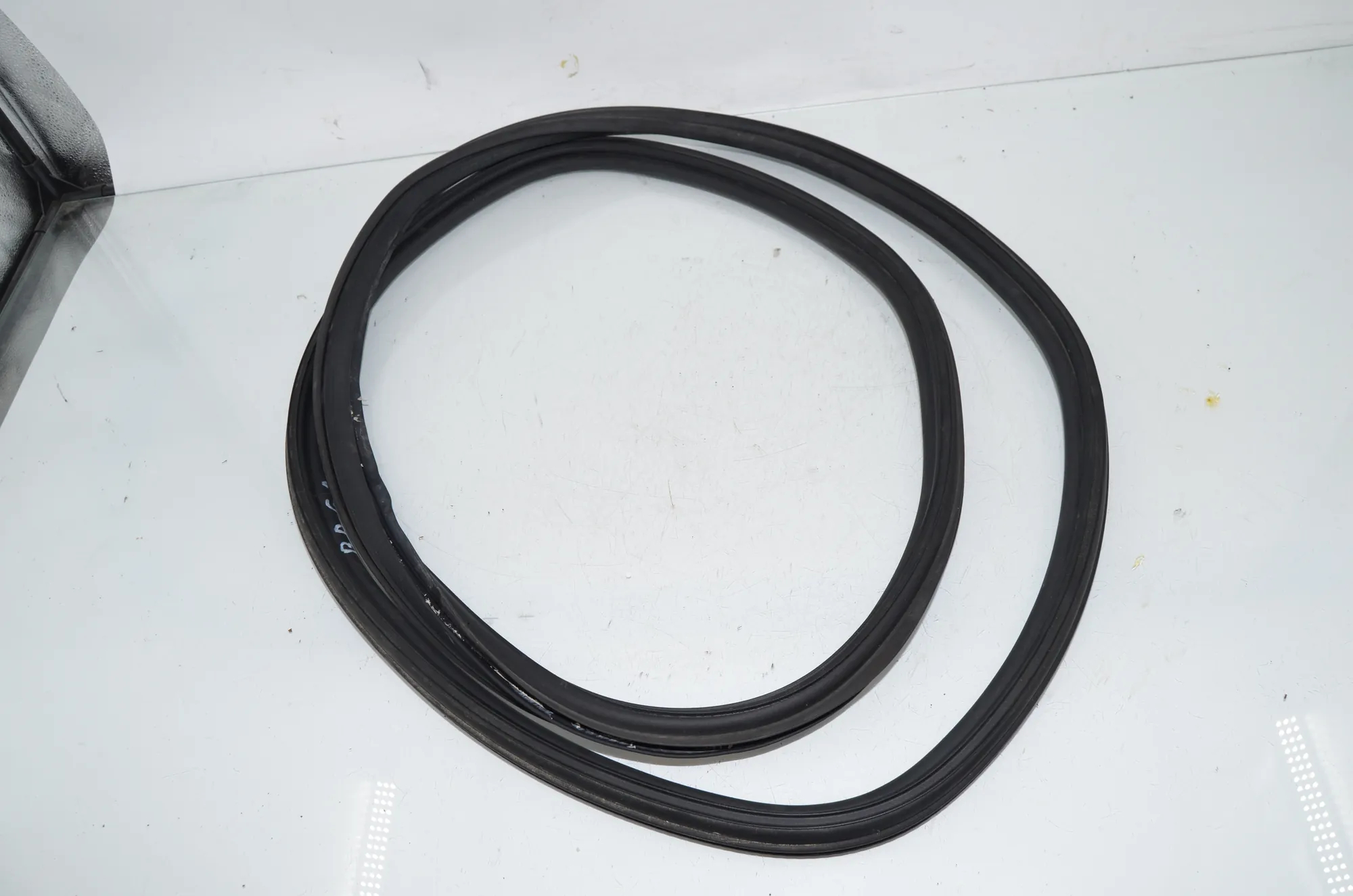 Tailgate Rubber Seal – OEM 8497196 · BMW 3 Touring (G21) (2019 - -) 320 i 2023 – 3