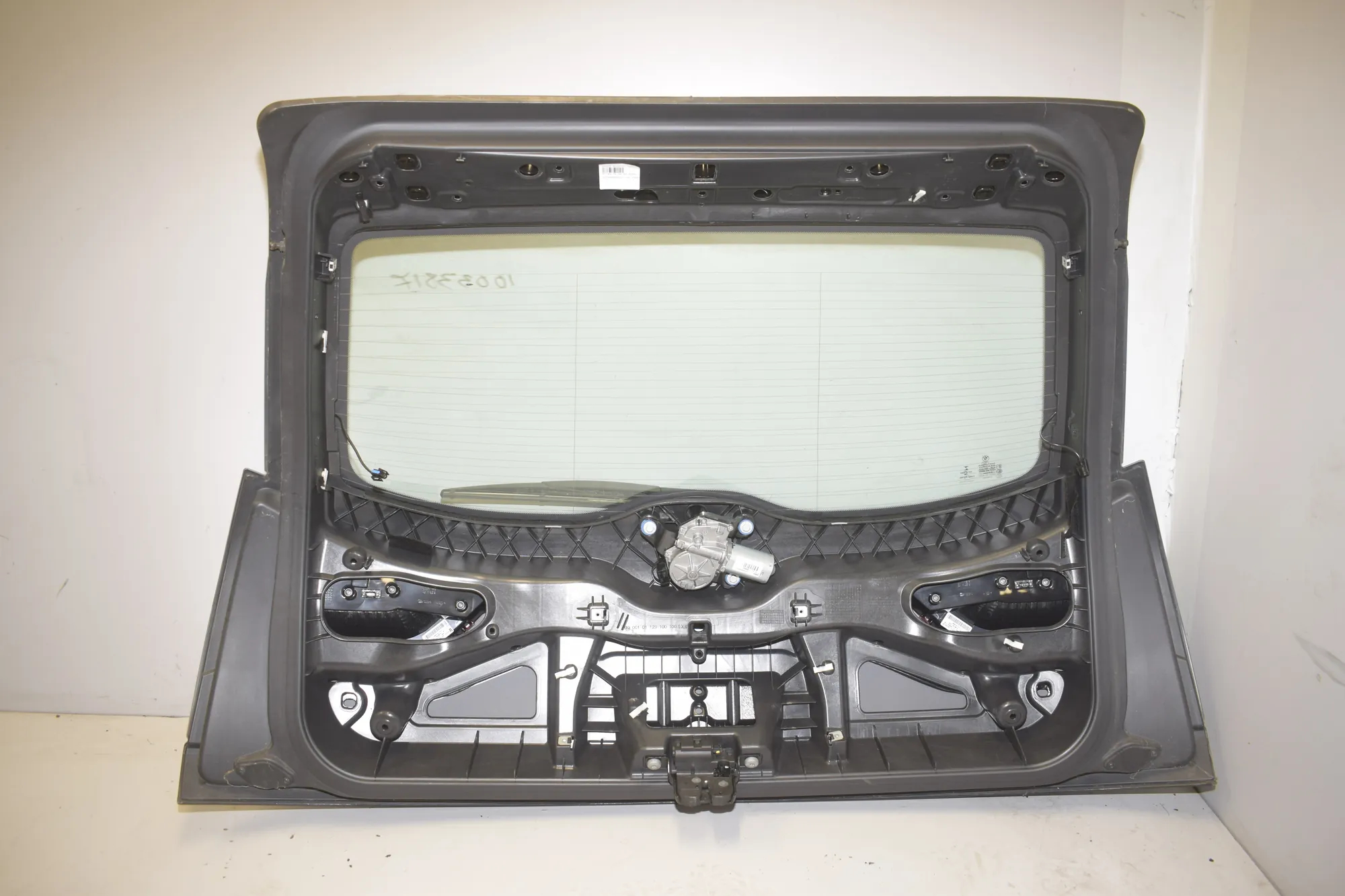 Tailgate Bootlid – OEM 7377186 · BMW i3 (I01) Electric 2020 – 6