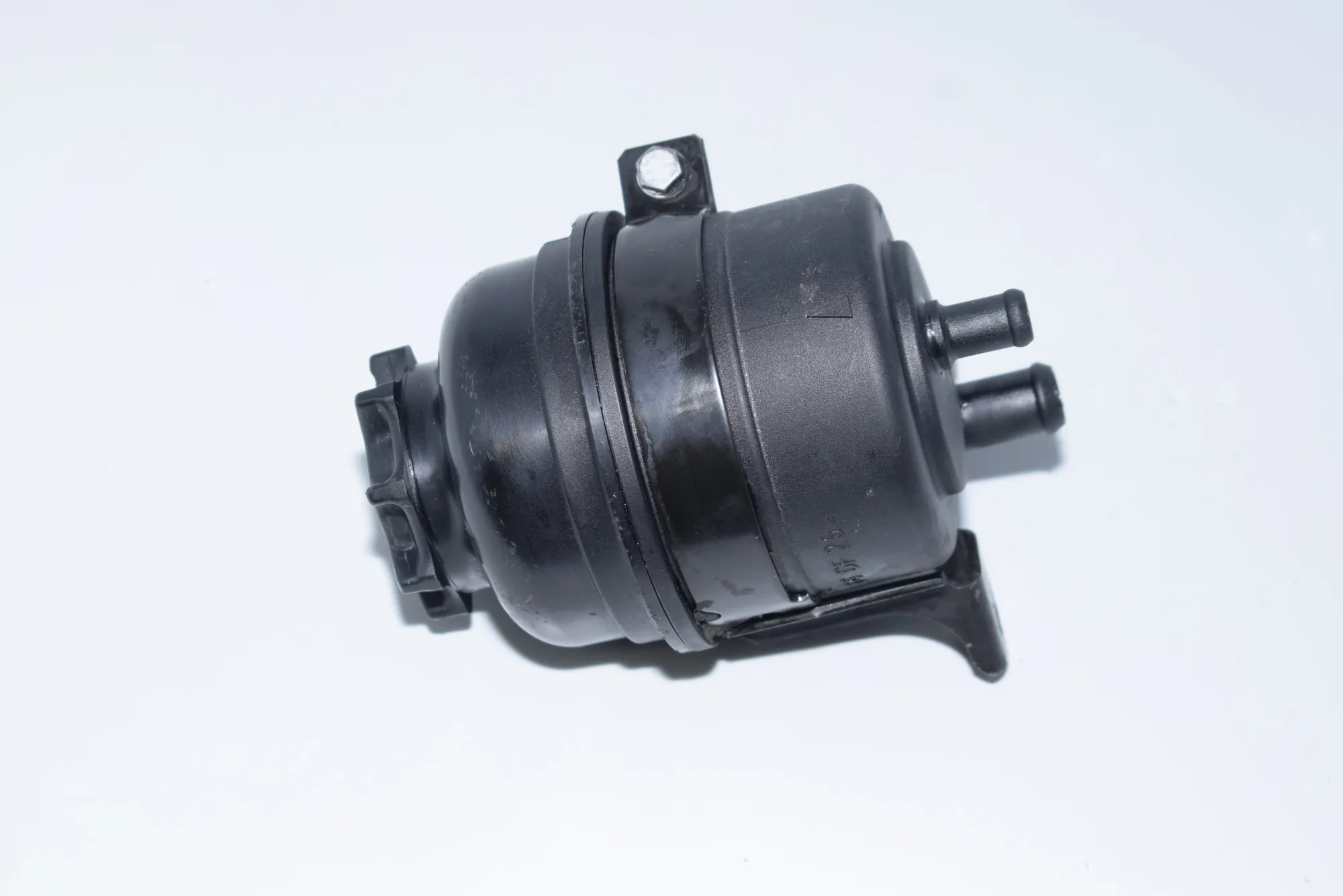 Power Steering Pump Tank – OEM NA · BMW 5 (E39) 520 i 1998