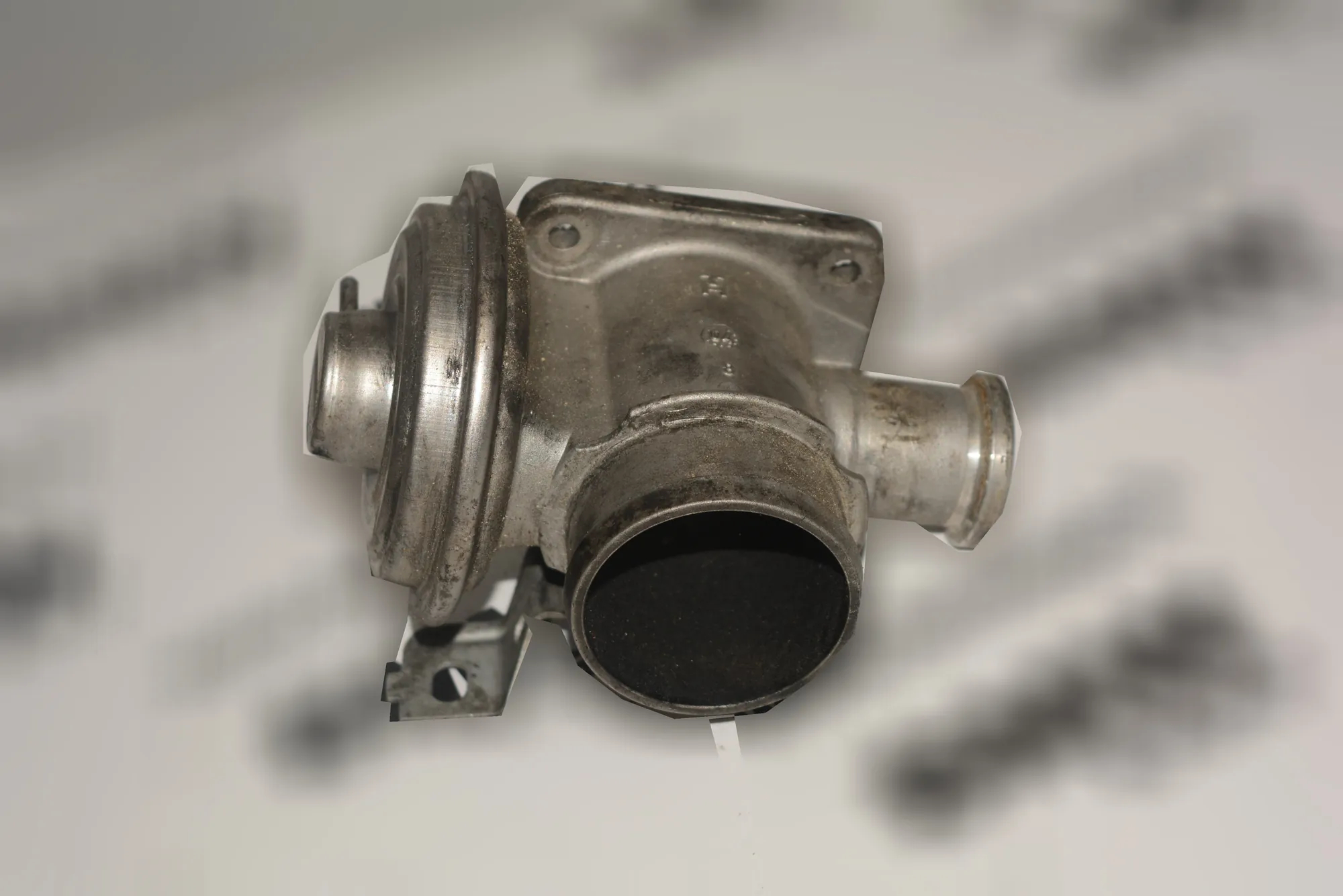 EGR Valve – OEM 7785452 · BMW 3 (E46) BMW 3 (E46) 2004