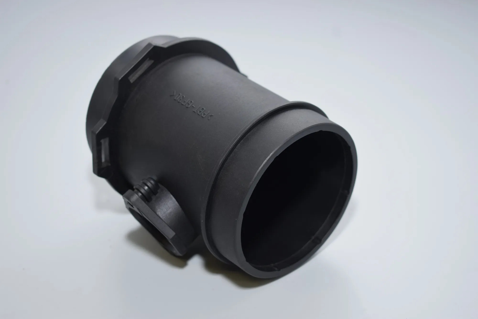 Mass Air Flow Sensor MAF – OEM 02802178141433567 · BMW X5 (E53) BMW X5 (E53) 4.6 is 2002 – 2