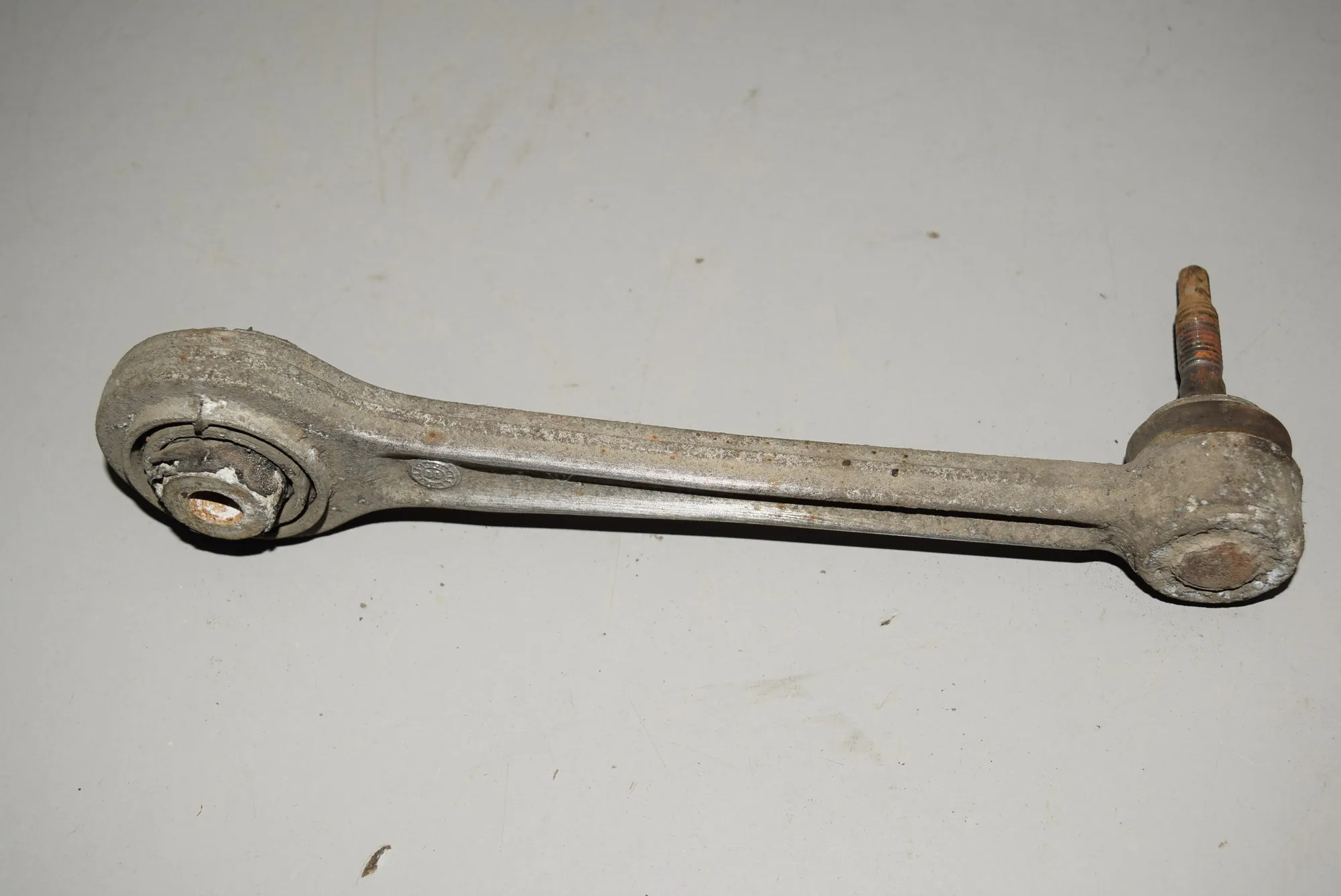 Rear Left Control Arm · BMW X5 (E53) BMW X5 (E53) 2001 – 2