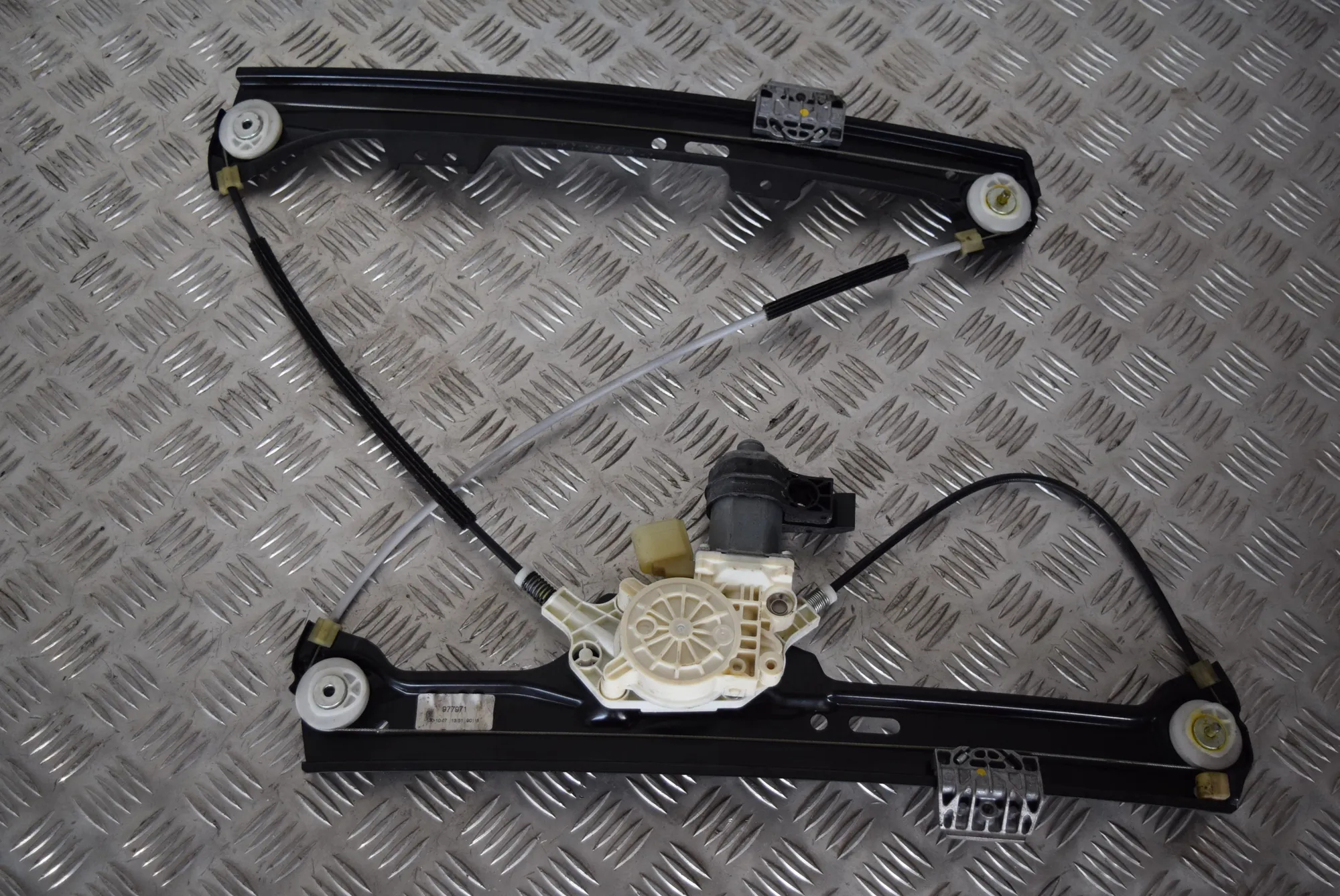 Front Left Door Window Regulator – OEM 7184383 · BMW 5 (E60) 530 d 2006 – 2