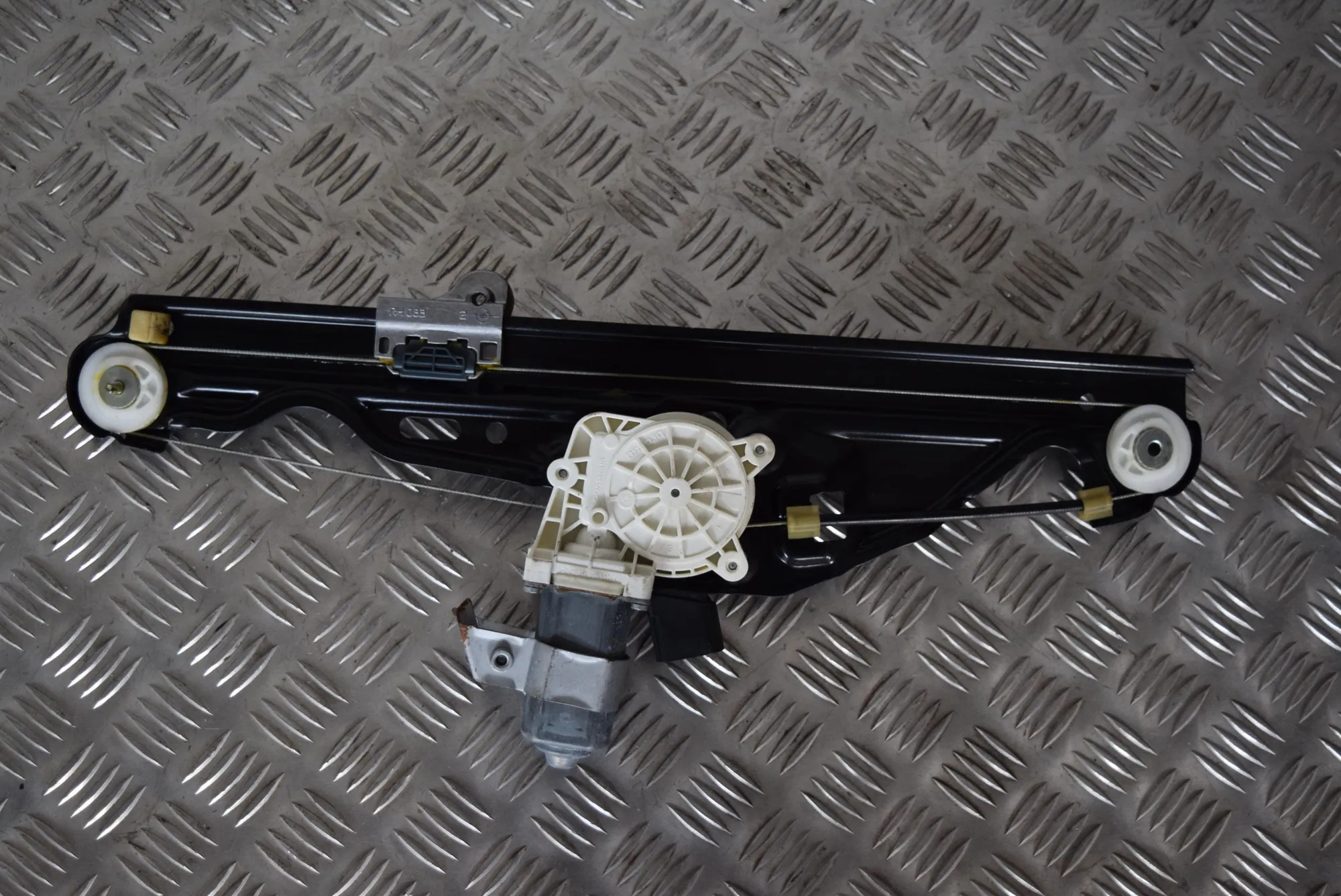 Rear Right Door Window Regulator – OEM 7184744 · BMW 5 (E60) 530 d 2006 – 3