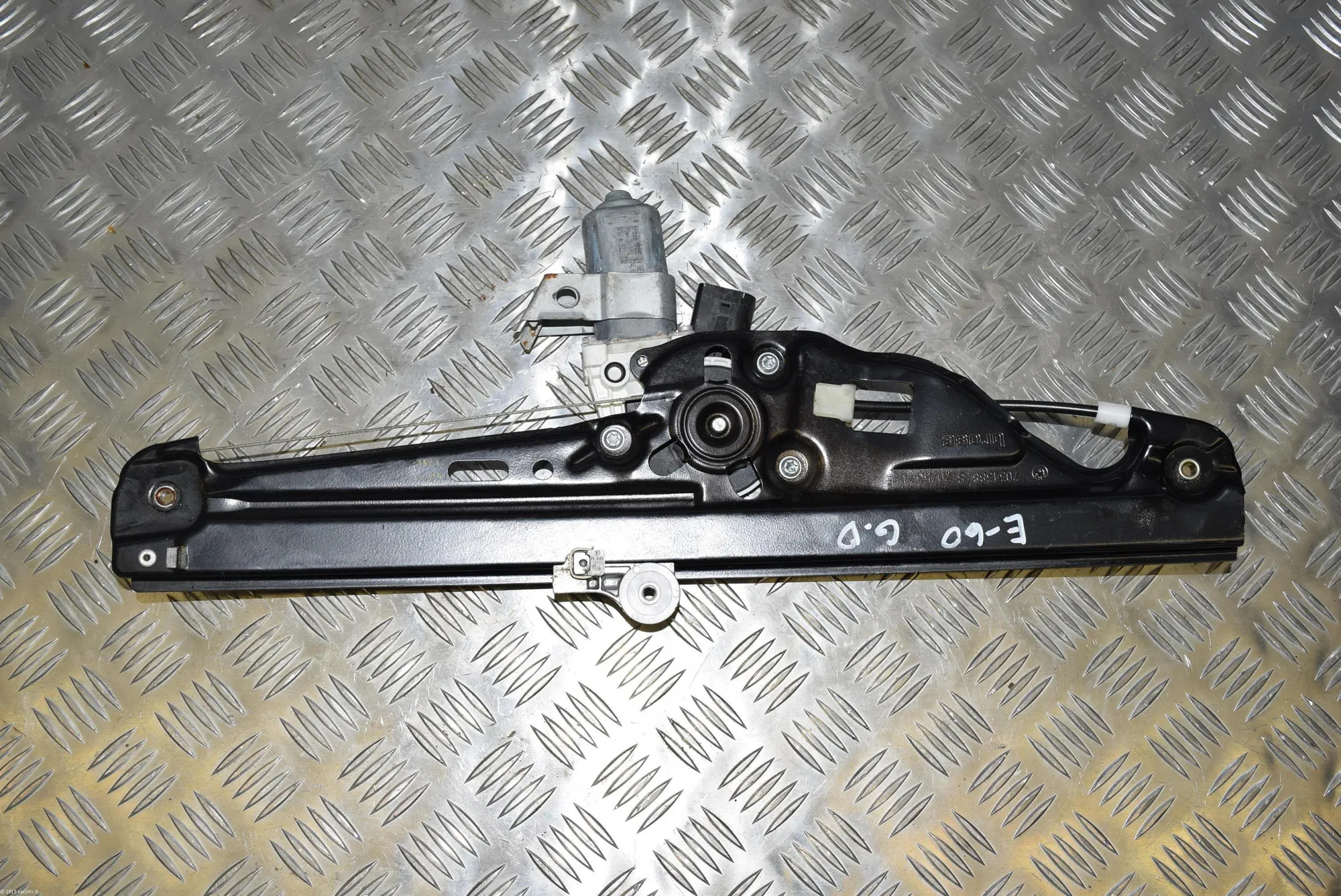 Rear Right Door Window Regulator – OEM 7034388 · BMW 5 Touring (E61) BMW 5 Touring (E61) 2005
