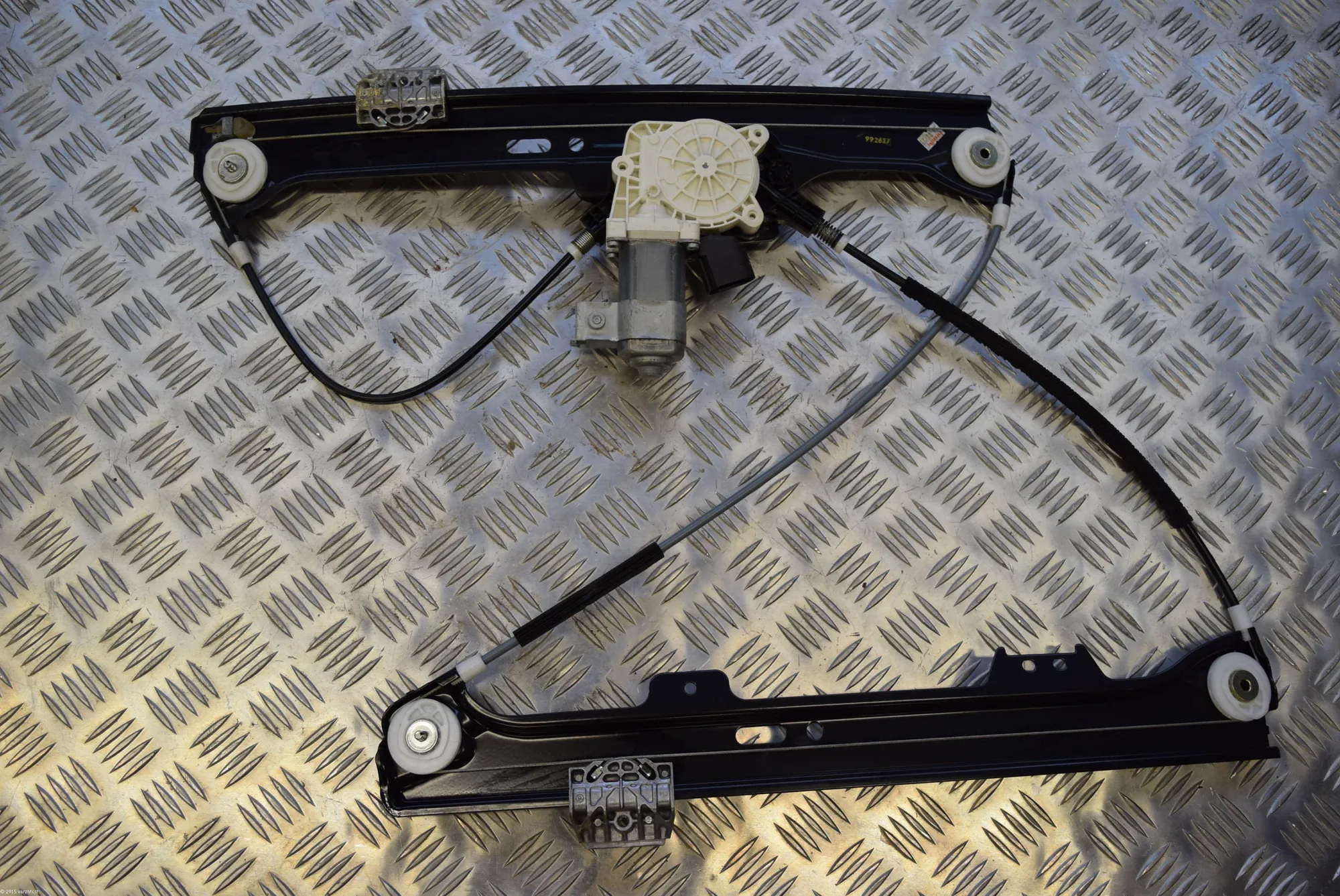 Front Left Door Window Regulator · BMW 5 Touring (E61) BMW 5 Touring (E61) 2005 – 2