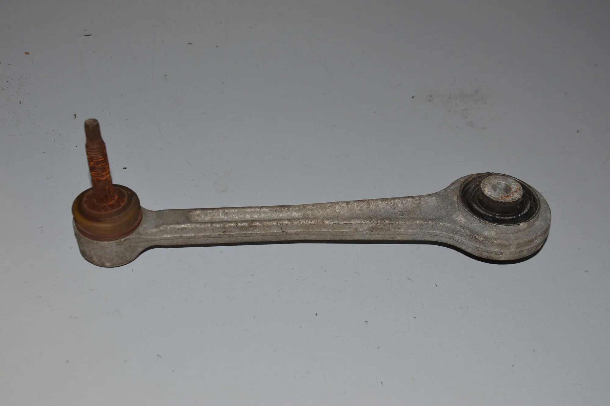 Rear Right Control Arm · BMW 7 (E38) 740 i, iL 1999