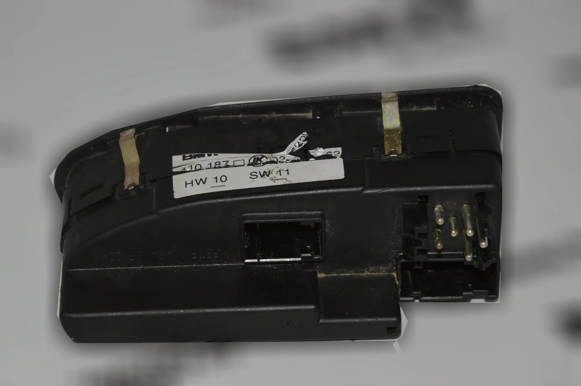Front Left Door Window Switch · BMW 5 (E39) 530 d 1999 – 3