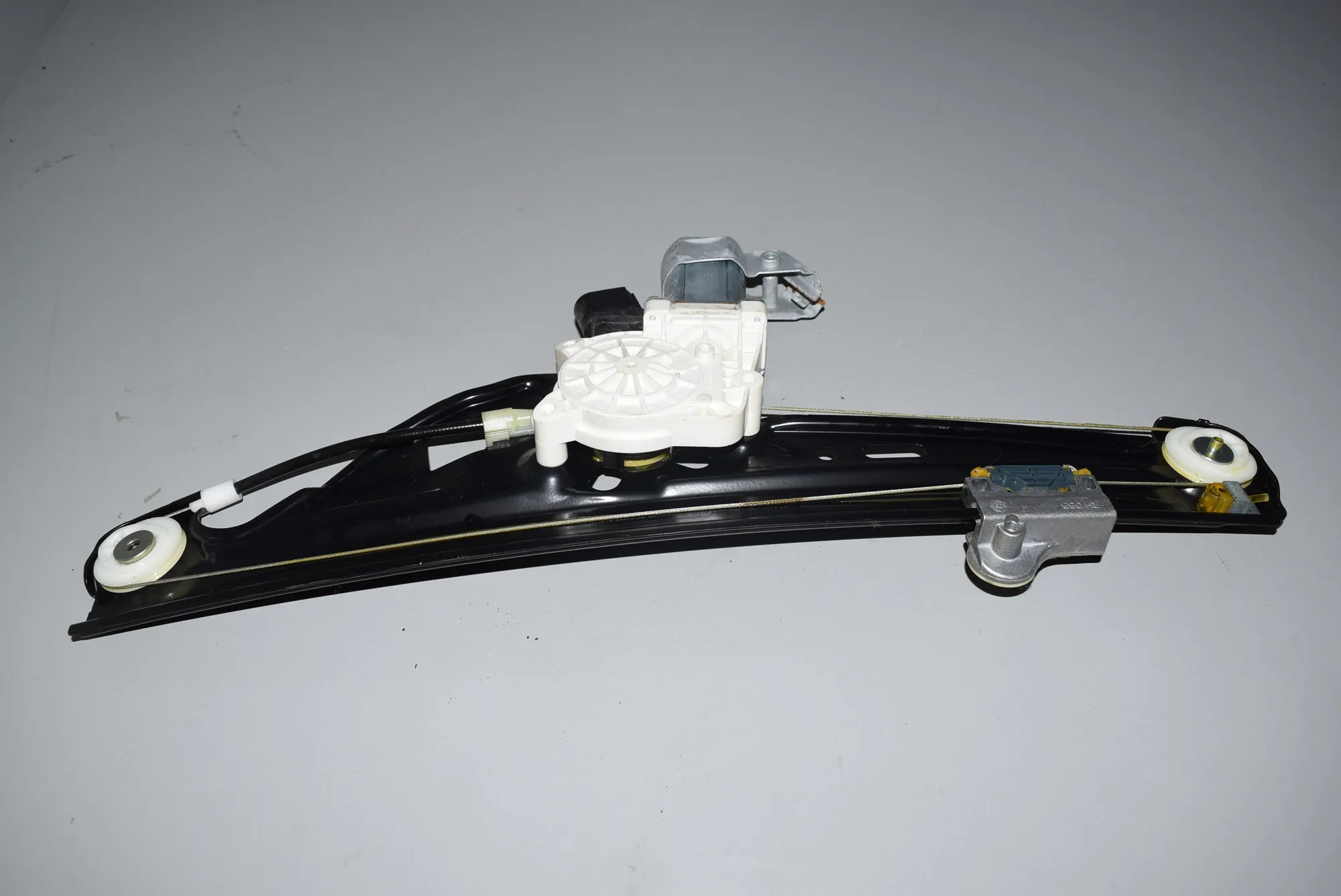 Rear Right Door Window Regulator · BMW 5 Touring (E61) 530 d 2005 – 2