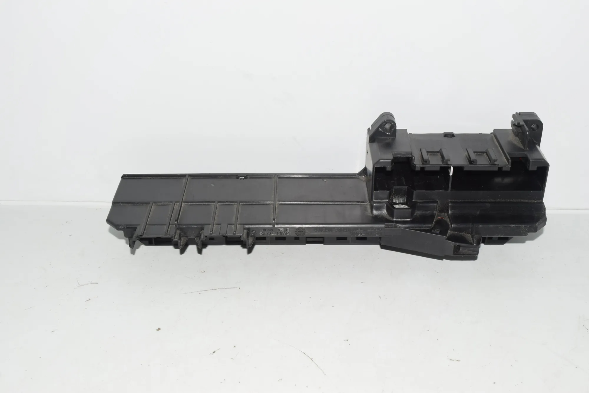 Fuse Box – OEM 6957330 · BMW 5 Touring (E61) 530 d 2005 – 2