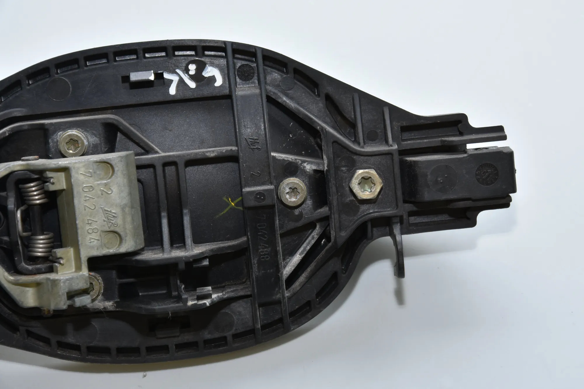 Rear Left Door Exterior Handle – OEM 7042488 · LAND ROVER RANGE ROVER III (L322) 4.4 4x4 2002 – 3