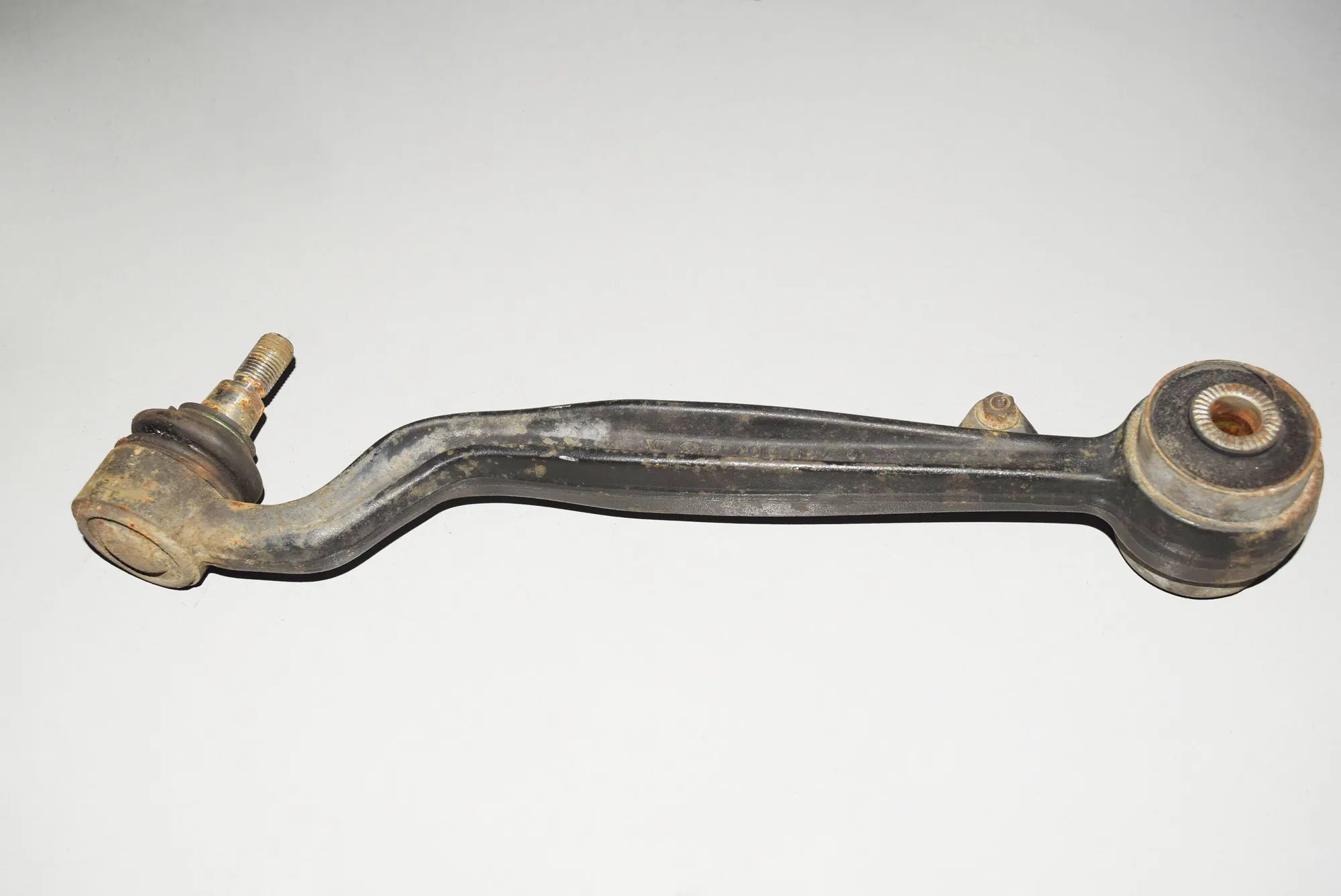 Front Left Straight Control Arm · LAND ROVER RANGE ROVER III (L322) 4.4 4x4 2002