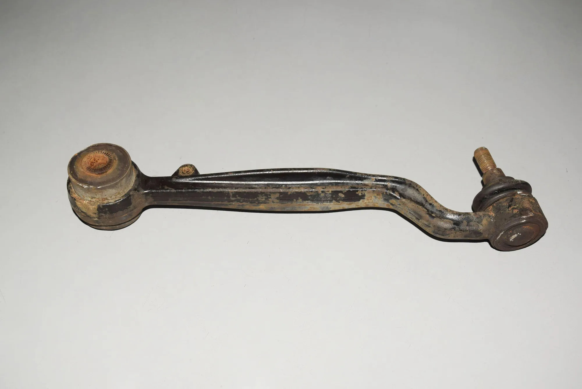 Front Right Straight Control Arm · LAND ROVER RANGE ROVER III (L322) 4.4 4x4 2002 – 2