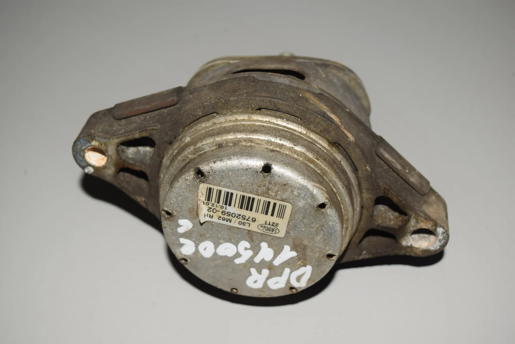 Right Side Engine Mount – OEM 6752059 · LAND ROVER RANGE ROVER III (L322) 4.4 4x4 2002 – 2