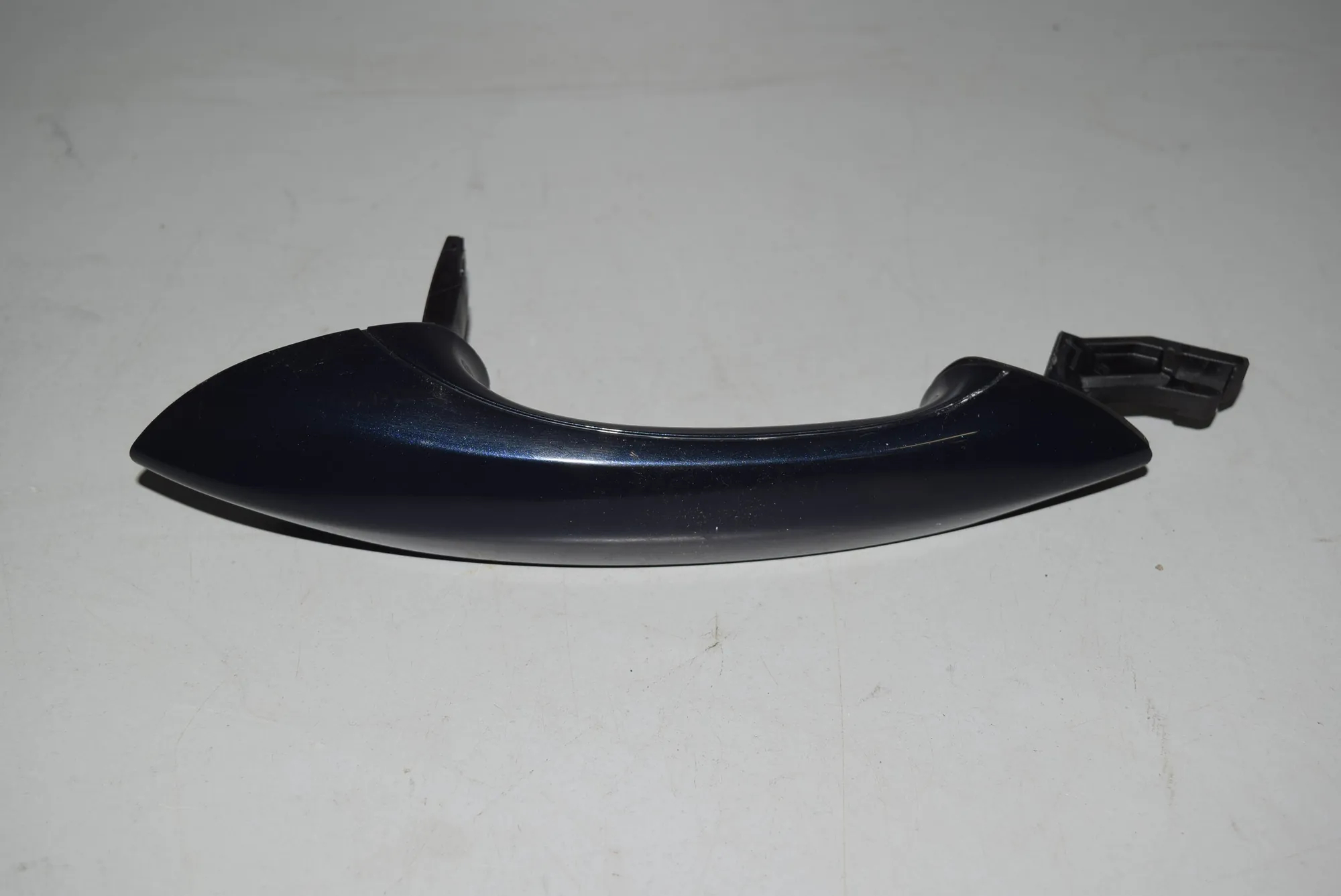 Front Left Door Exterior Handle · BMW BMW 5 Touring (F11) 2013