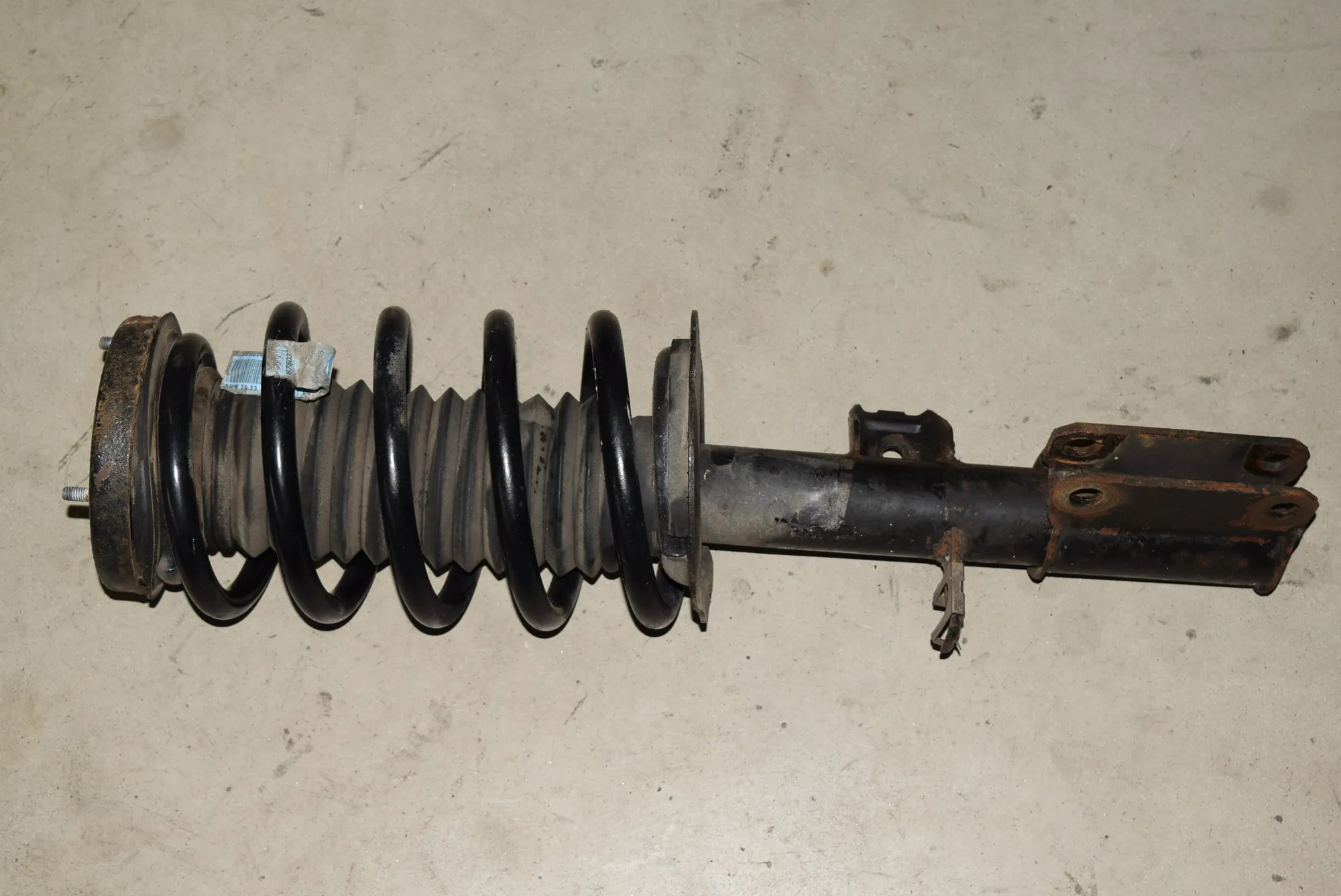 Front Right Shock Absorber – OEM 31316750360 · BMW X5 (E53) 4.6 is 2003